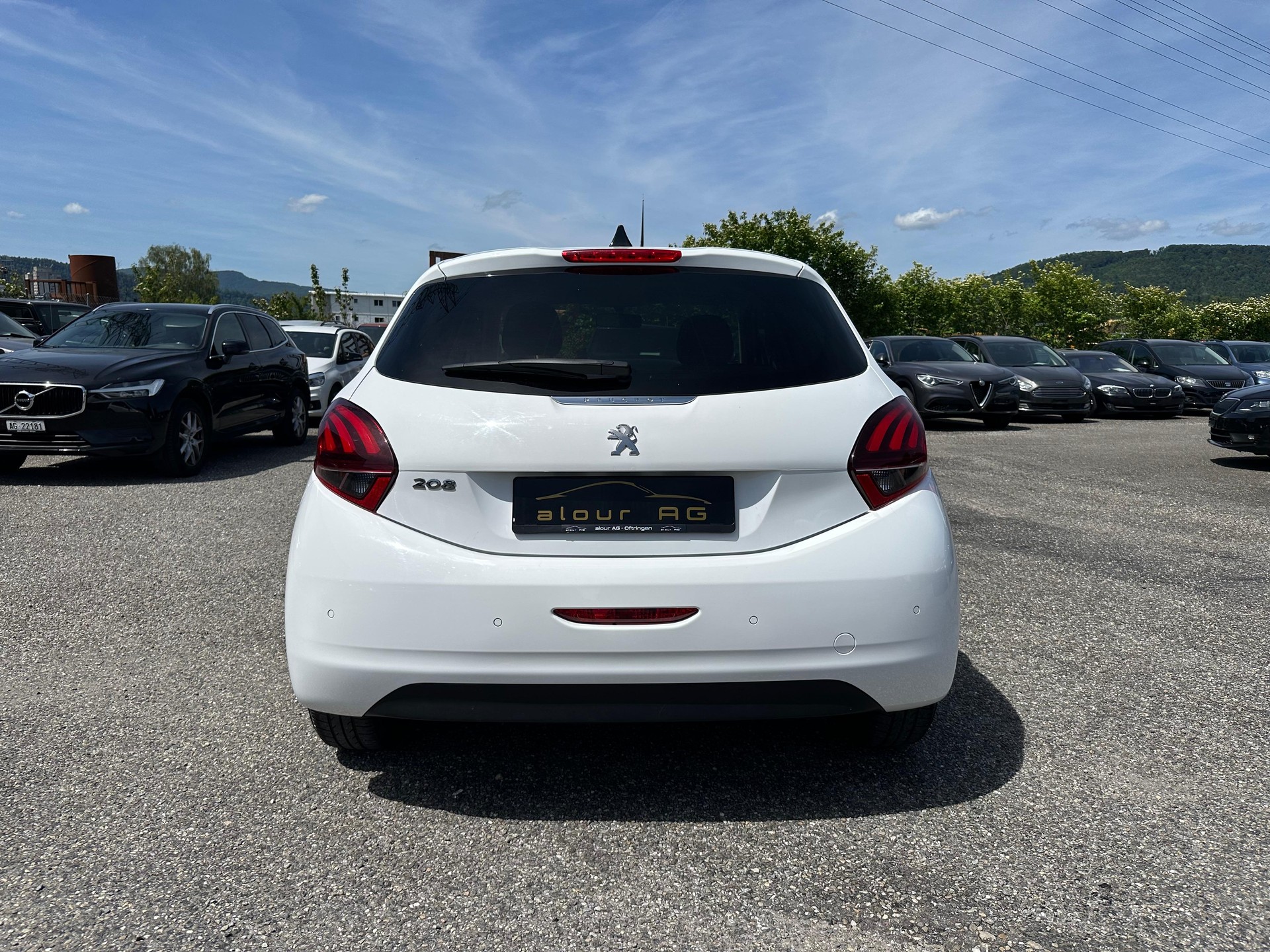 PEUGEOT 208 1.2 PureTech Urban Soul-image-3