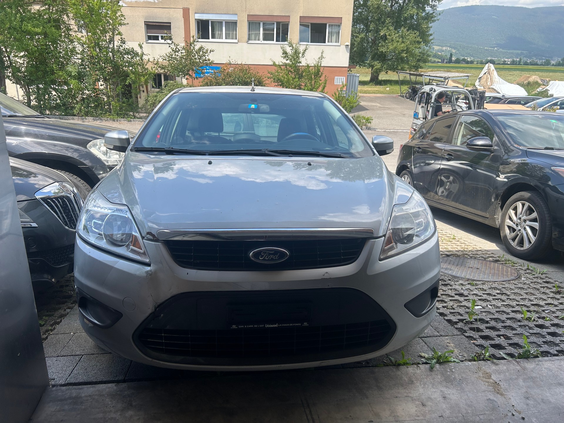 FORD Focus 2.0i Carving Automatic-image-1