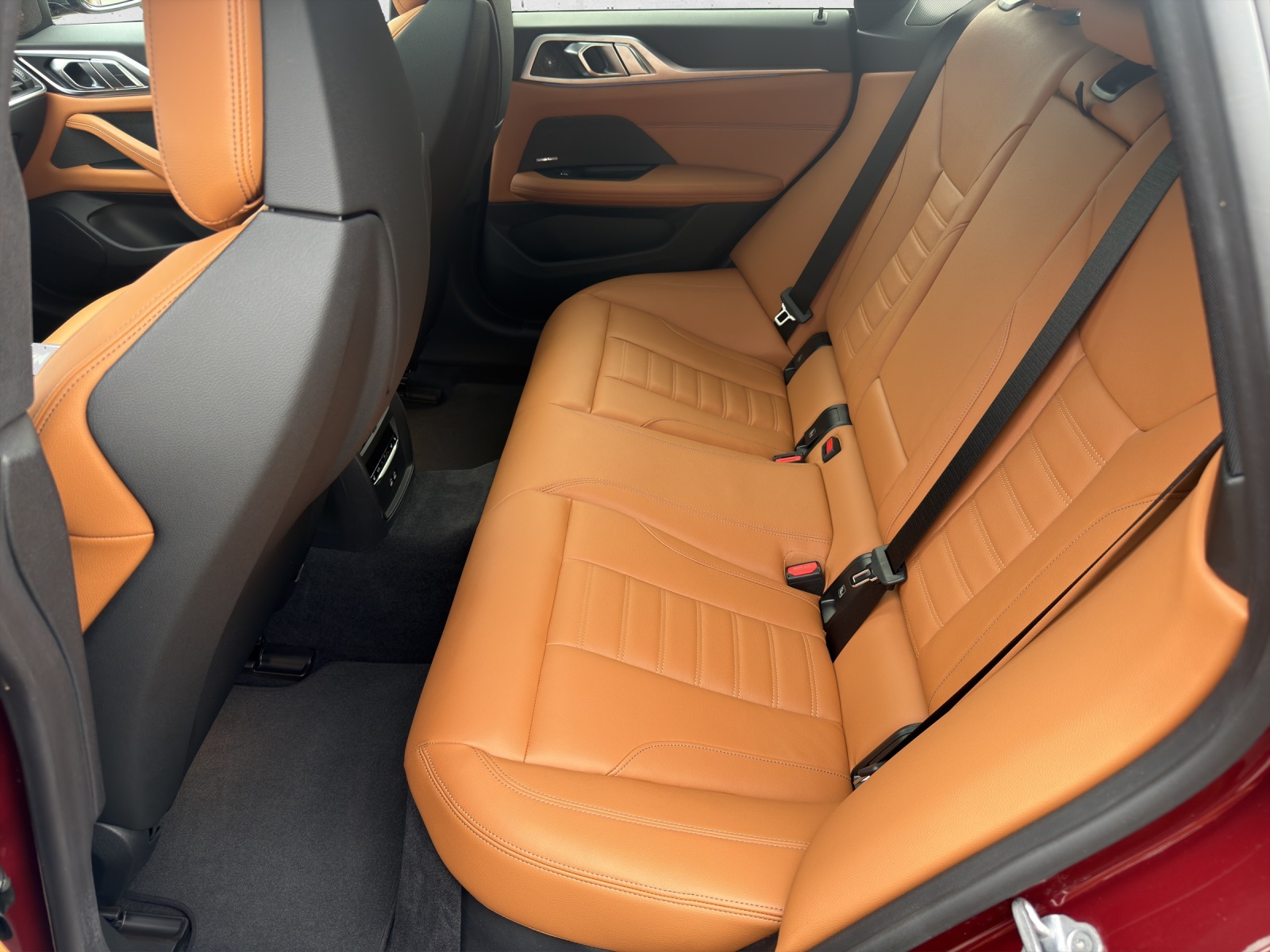 BMW i4 M50-image-10