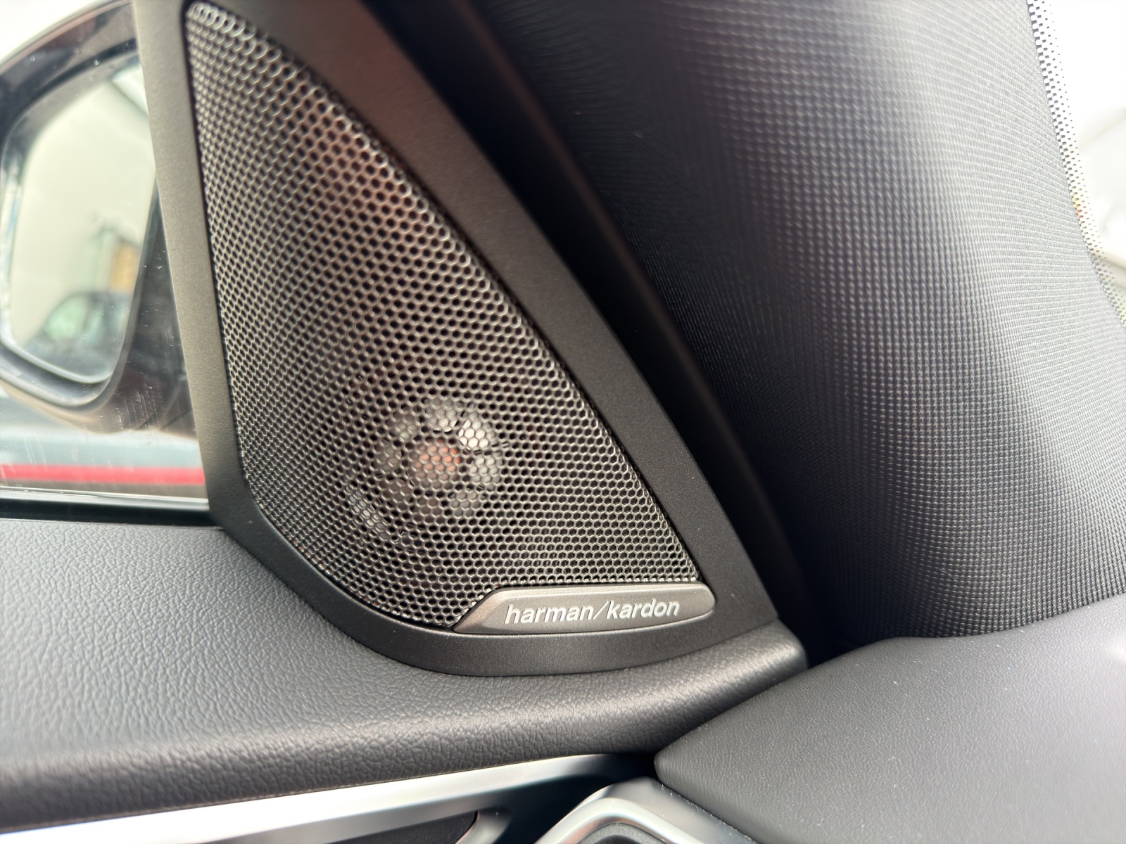 BMW i4 M50-image-15
