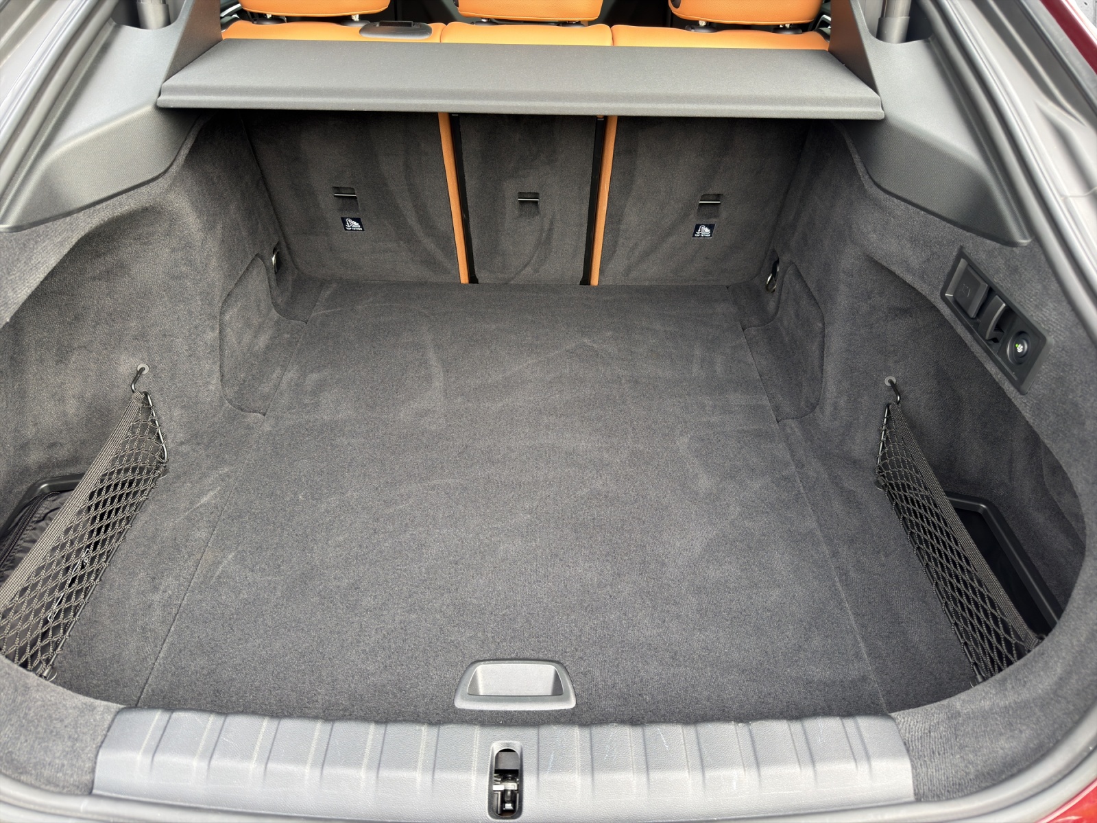 BMW i4 M50-image-14