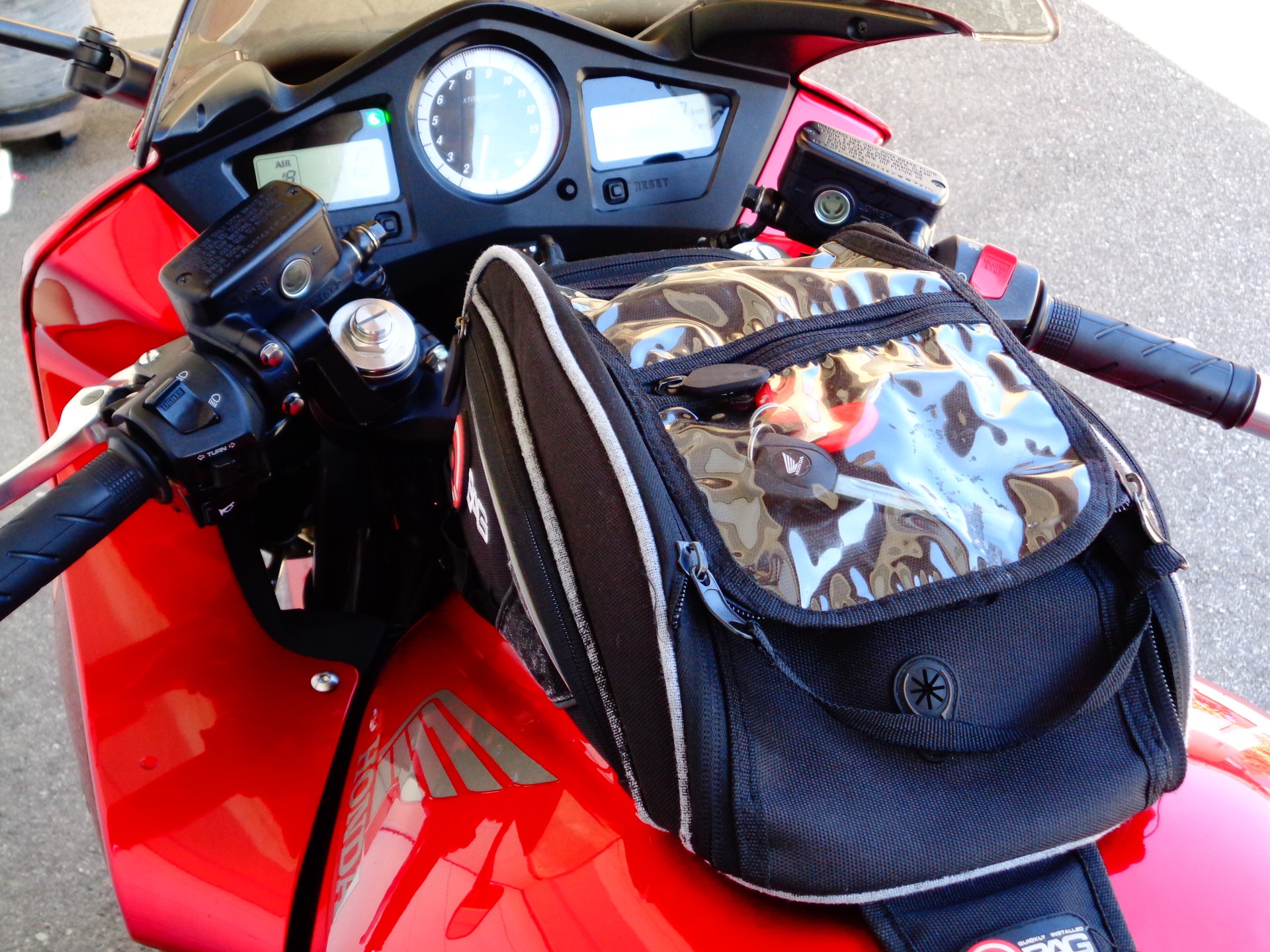 HONDA VFR 800 FI V4 V-Tec ABS-CBS-image-6