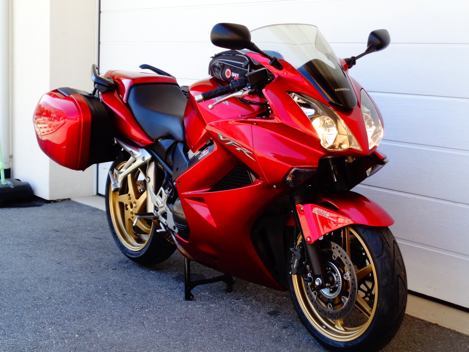 HONDA VFR 800 FI V4 V-Tec ABS-CBS-image-0