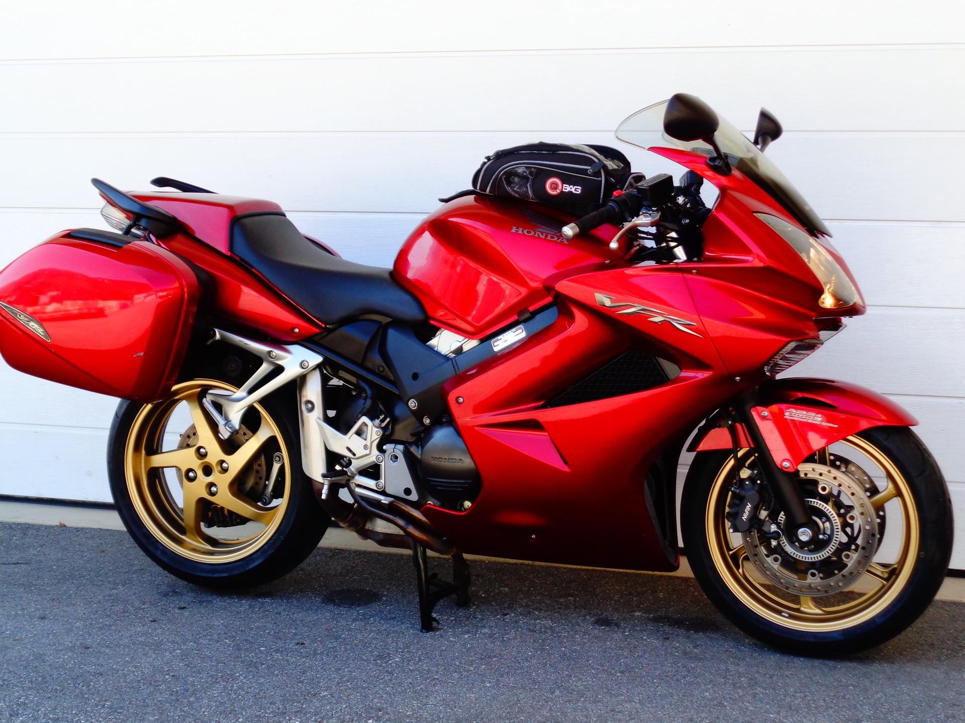 HONDA VFR 800 FI V4 V-Tec ABS-CBS-image-1
