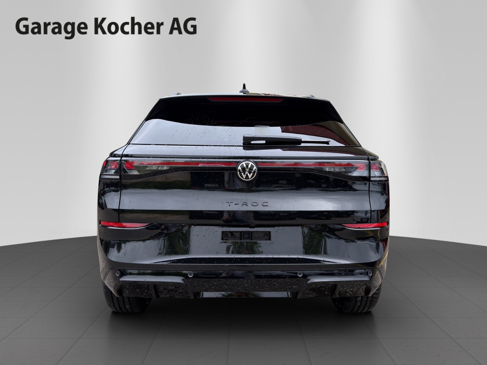 VW T-Roc 1.5 eTSI mHEV R-Line DSG-showroom-element-3