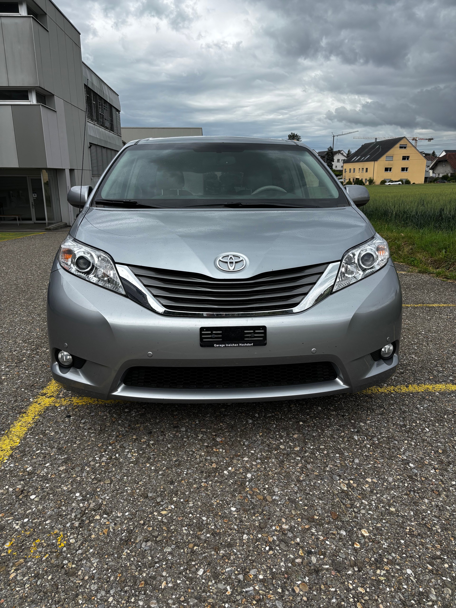TOYOTA Sienna 3.5 A 4WD-image-7