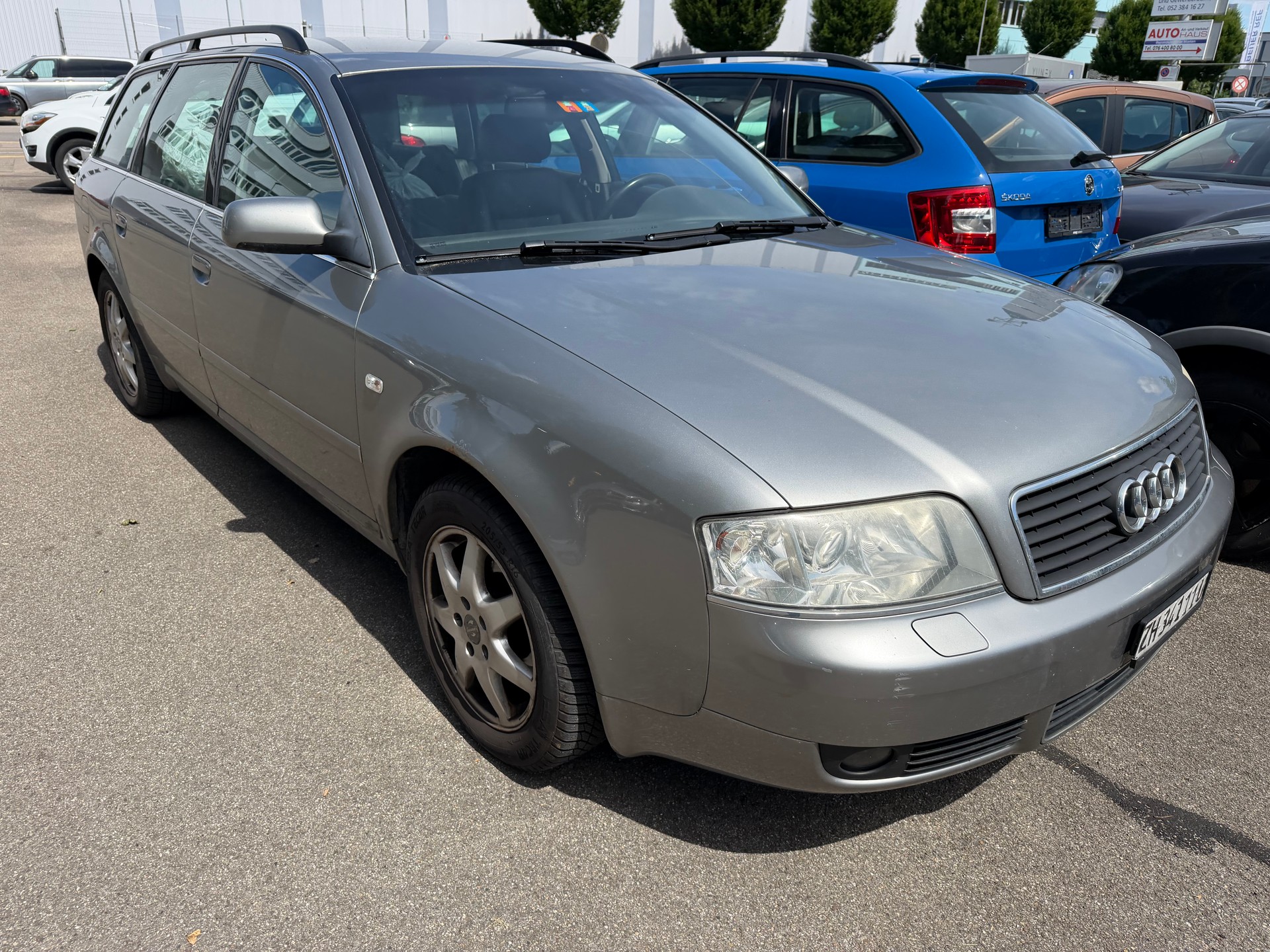 AUDI A6 Avant 2.4-image-1