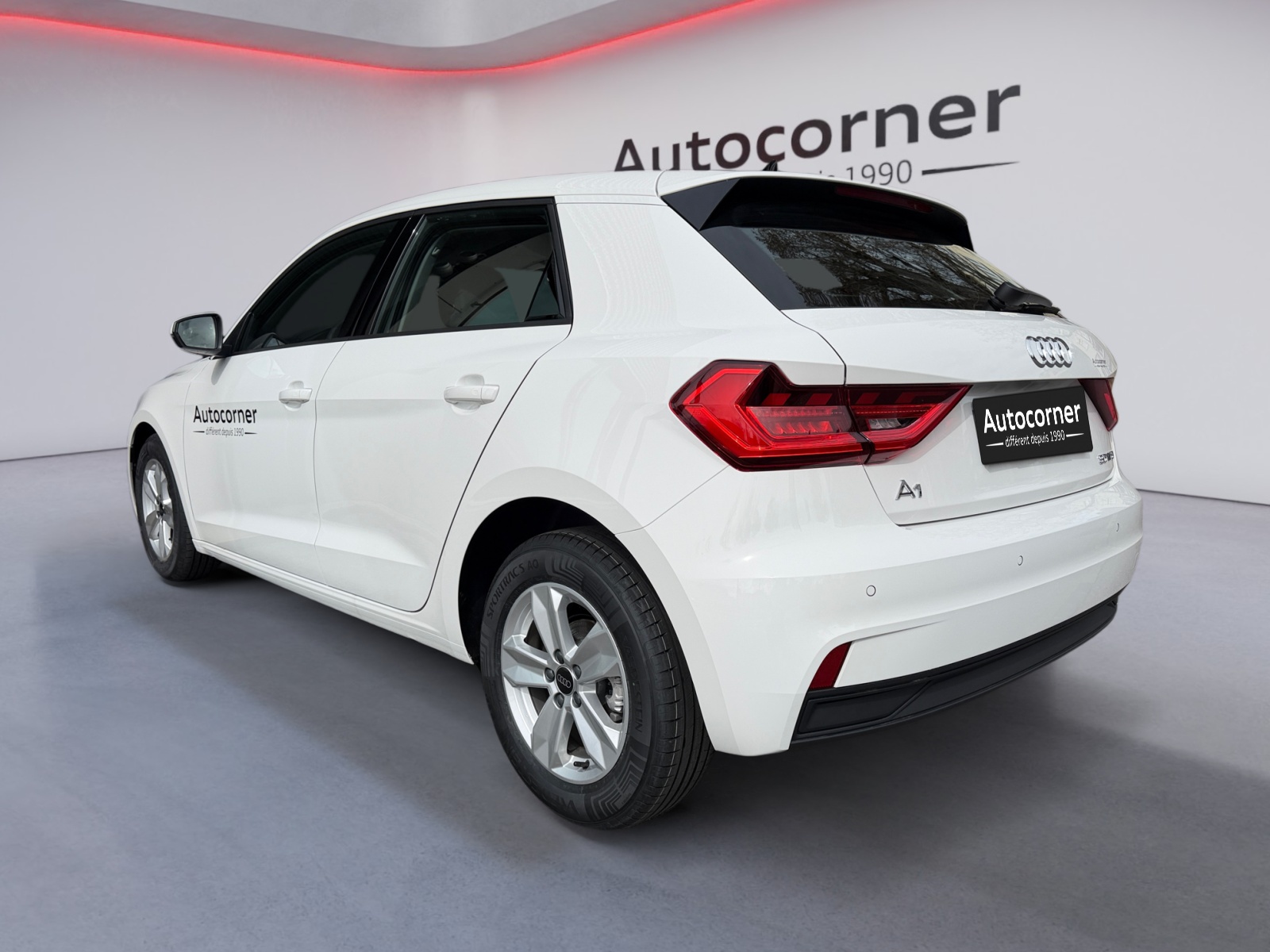 AUDI A1 Sportback 30 TFSI Attraction-image-2