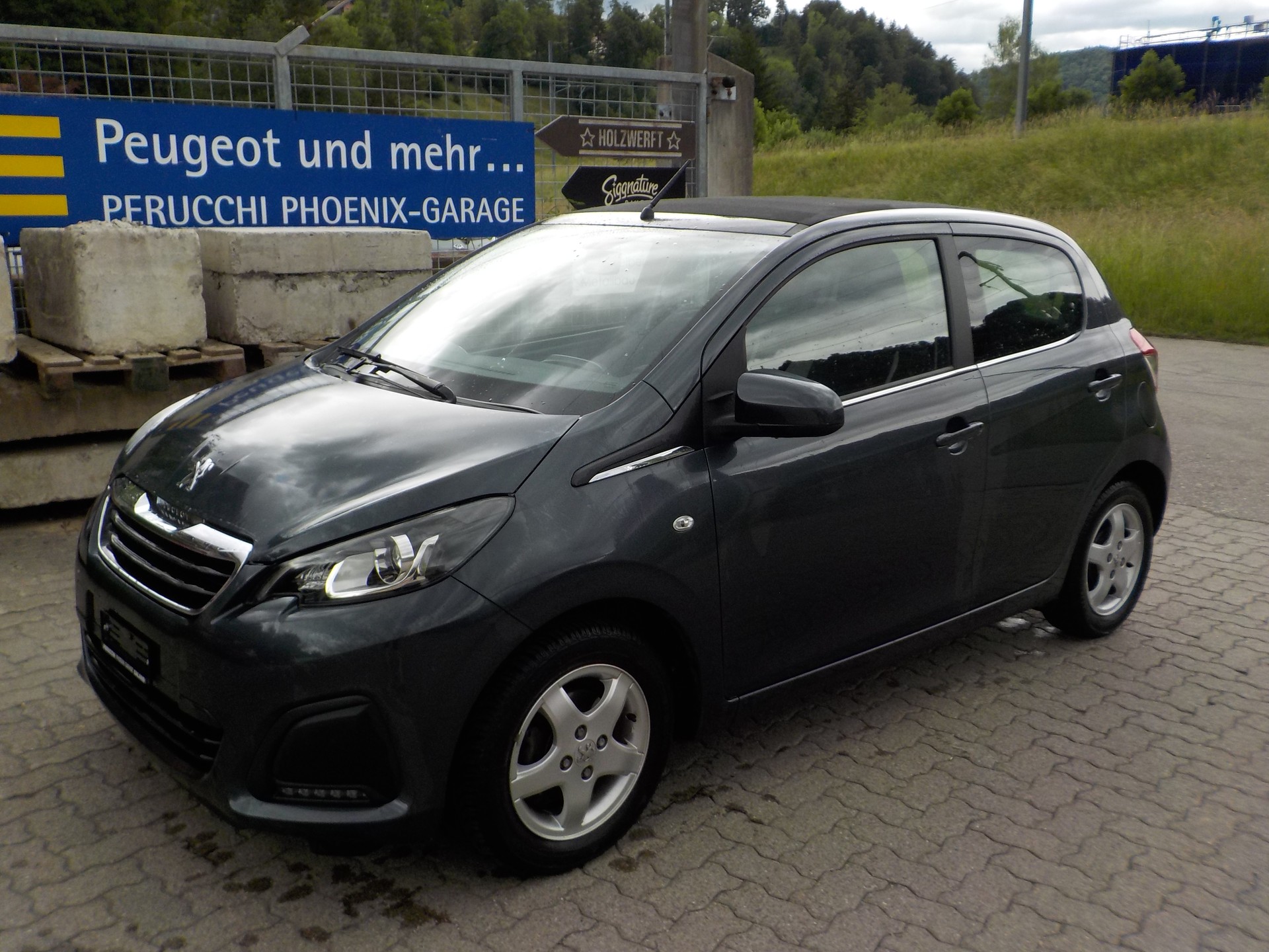 PEUGEOT 108 1.0 VTi Active Top ETG