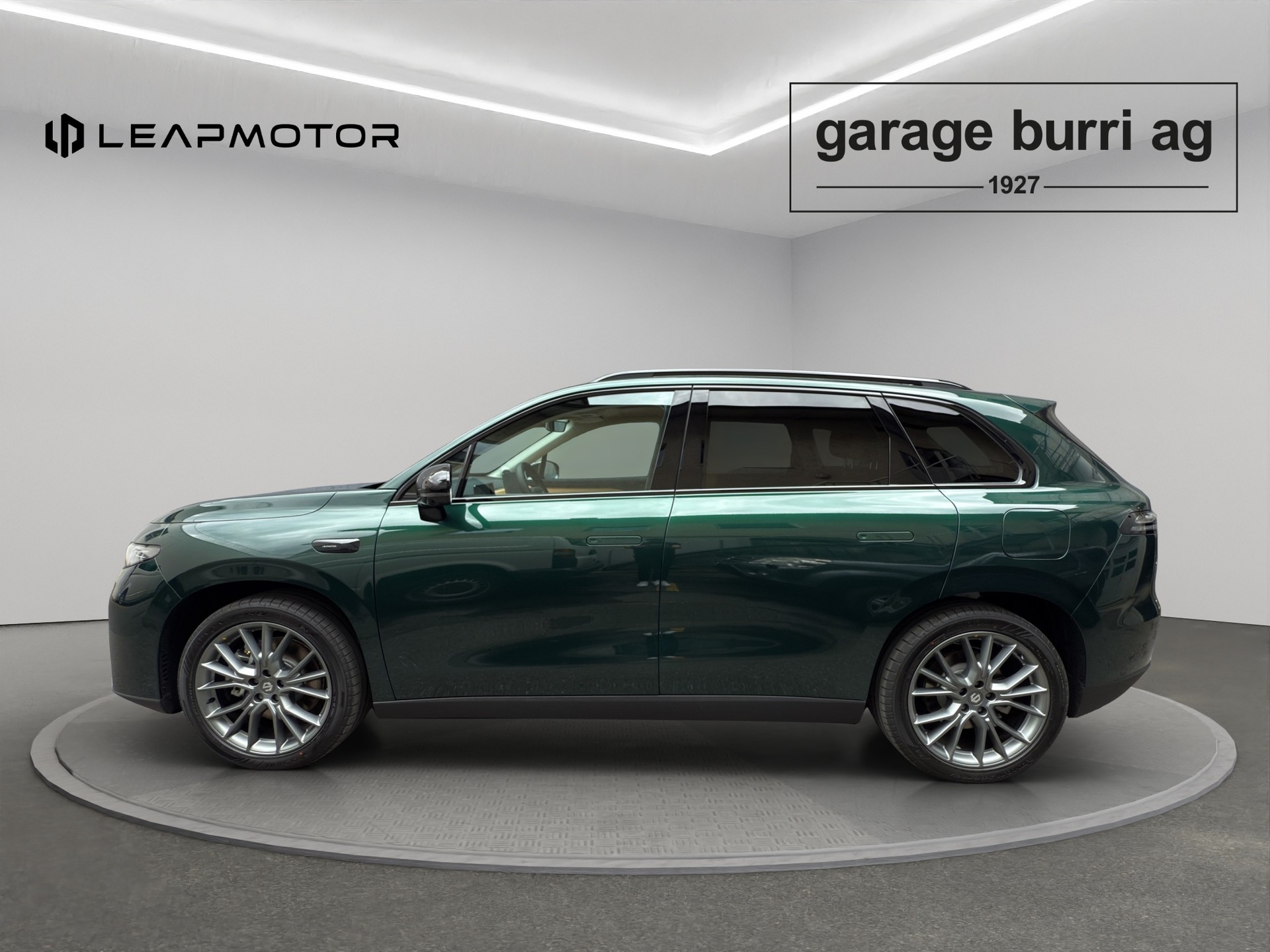LEAPMOTOR C10 EV AWD-showroom-element-2