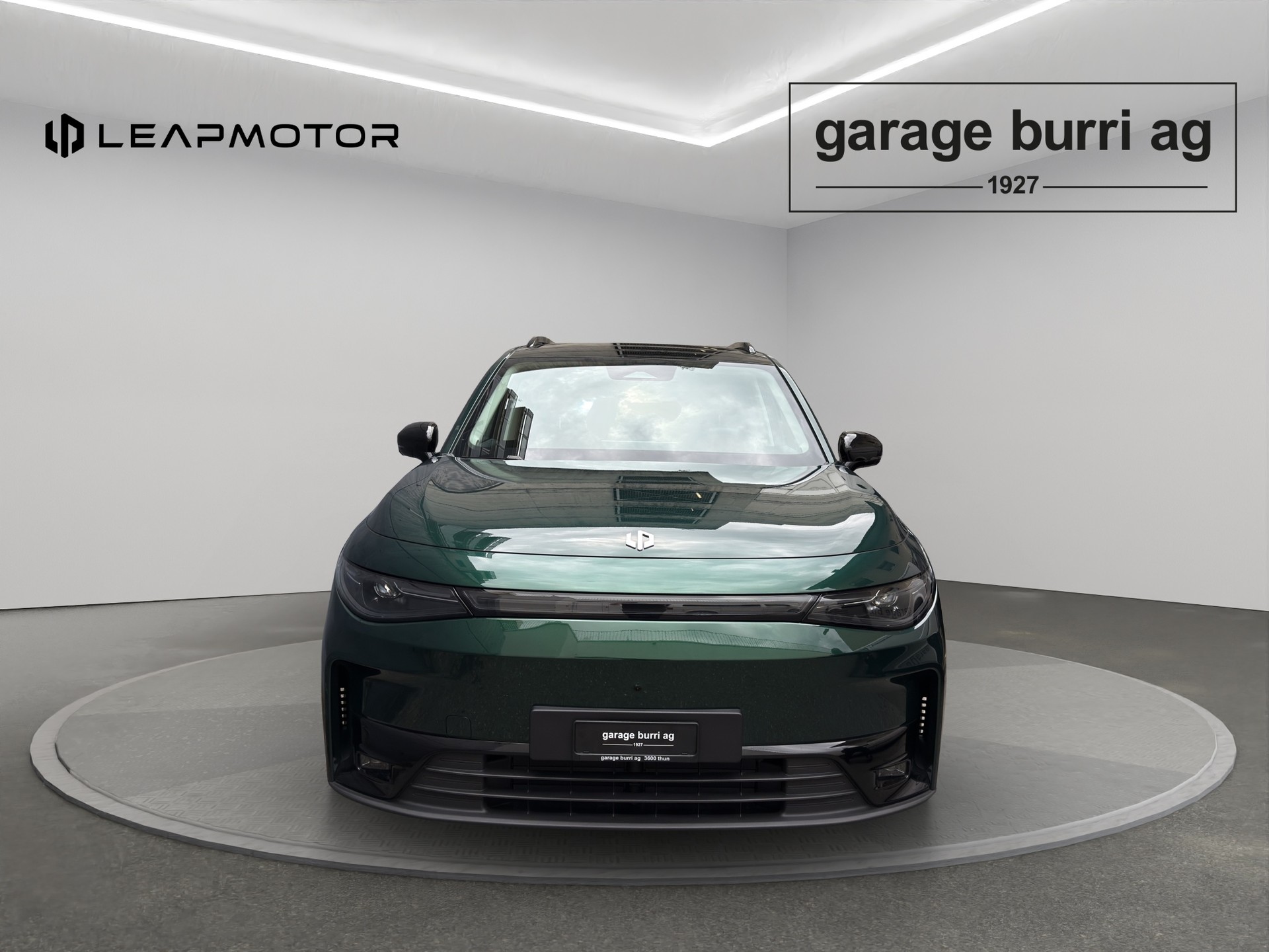 LEAPMOTOR C10 EV AWD-image-4