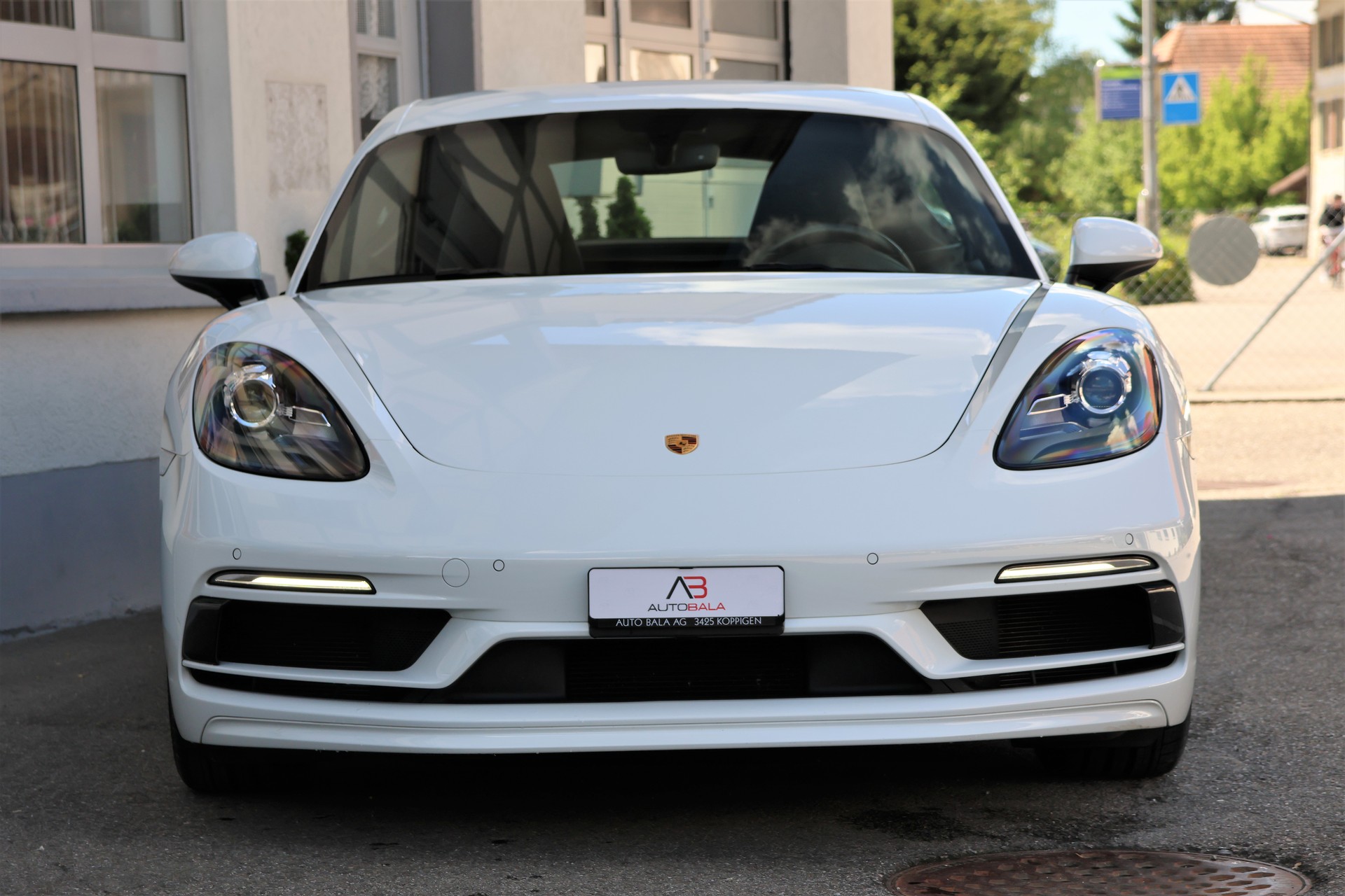 PORSCHE 718 Cayman 2.0 PDK (CH)-showroom-element-1
