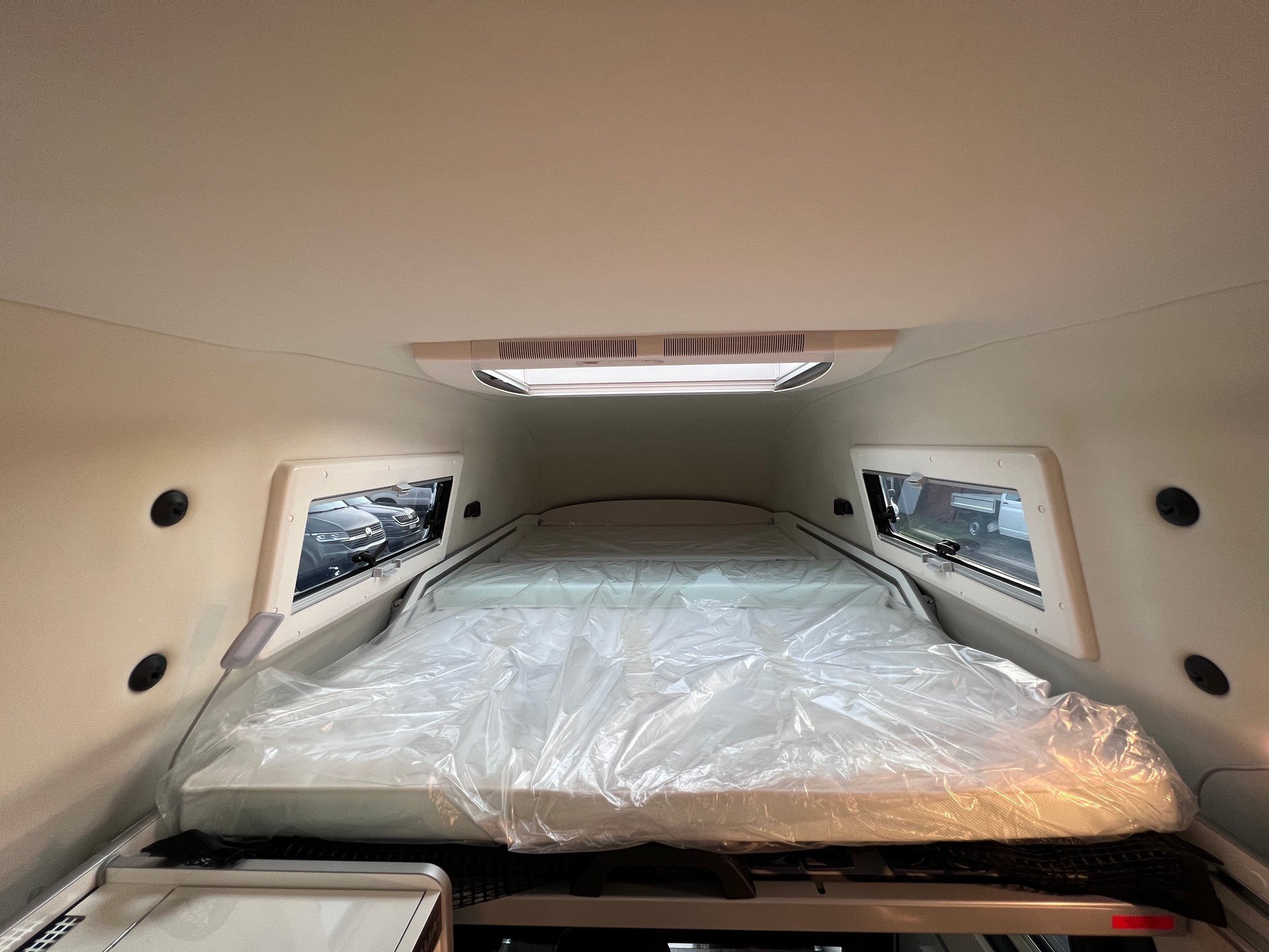 WESTFALIA T6.1 Club Joker Hochdach 2.0 Bi-TDI 4M DSG-image-26