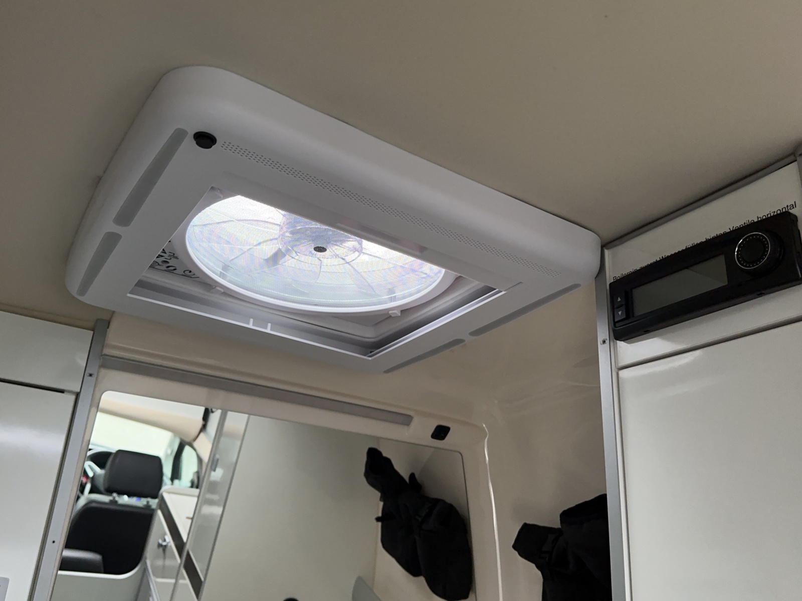 WESTFALIA T6.1 Club Joker Hochdach 2.0 Bi-TDI 4M DSG-image-19