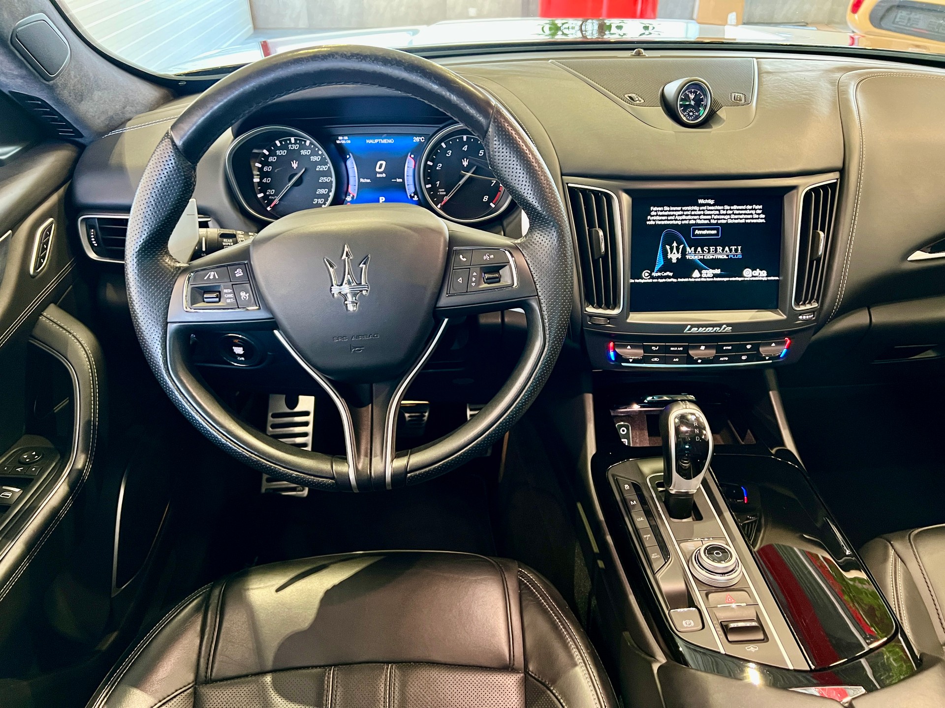 MASERATI Levante S 3.0 V6 GranSport Automatica-image-15