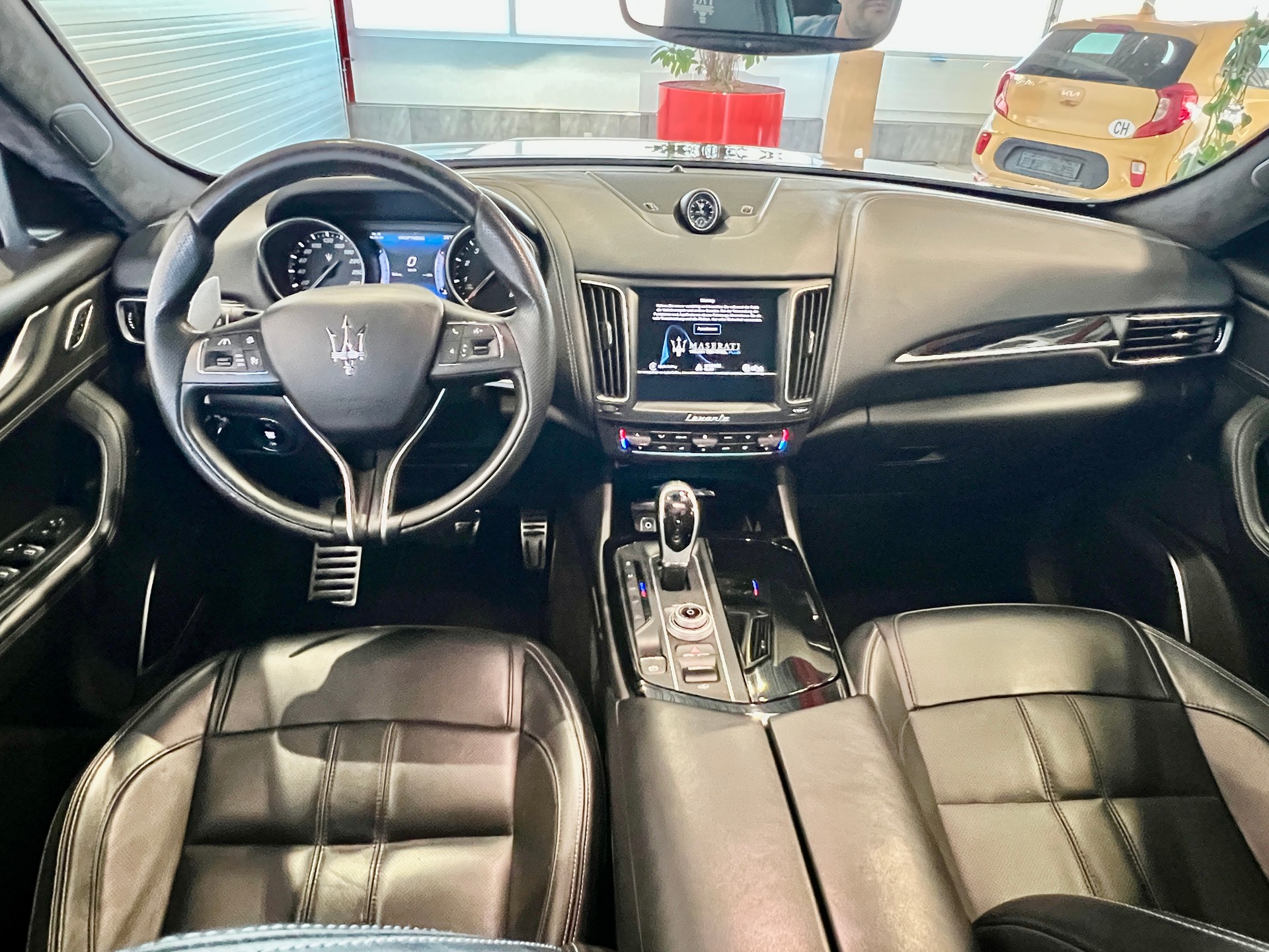 MASERATI Levante S 3.0 V6 GranSport Automatica-image-28
