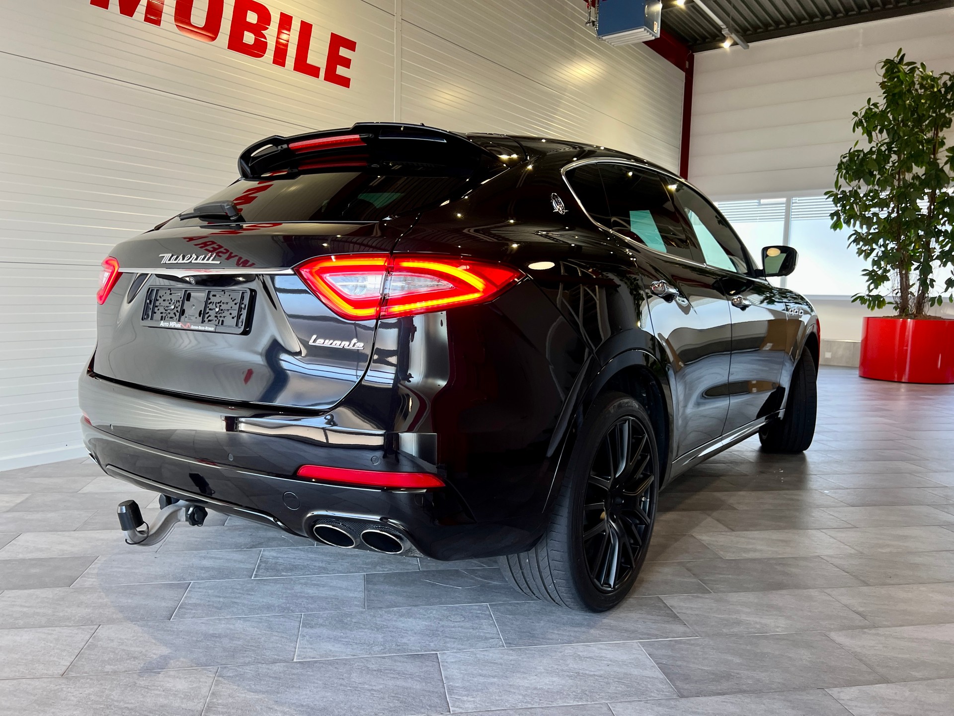 MASERATI Levante S 3.0 V6 GranSport Automatica-image-5
