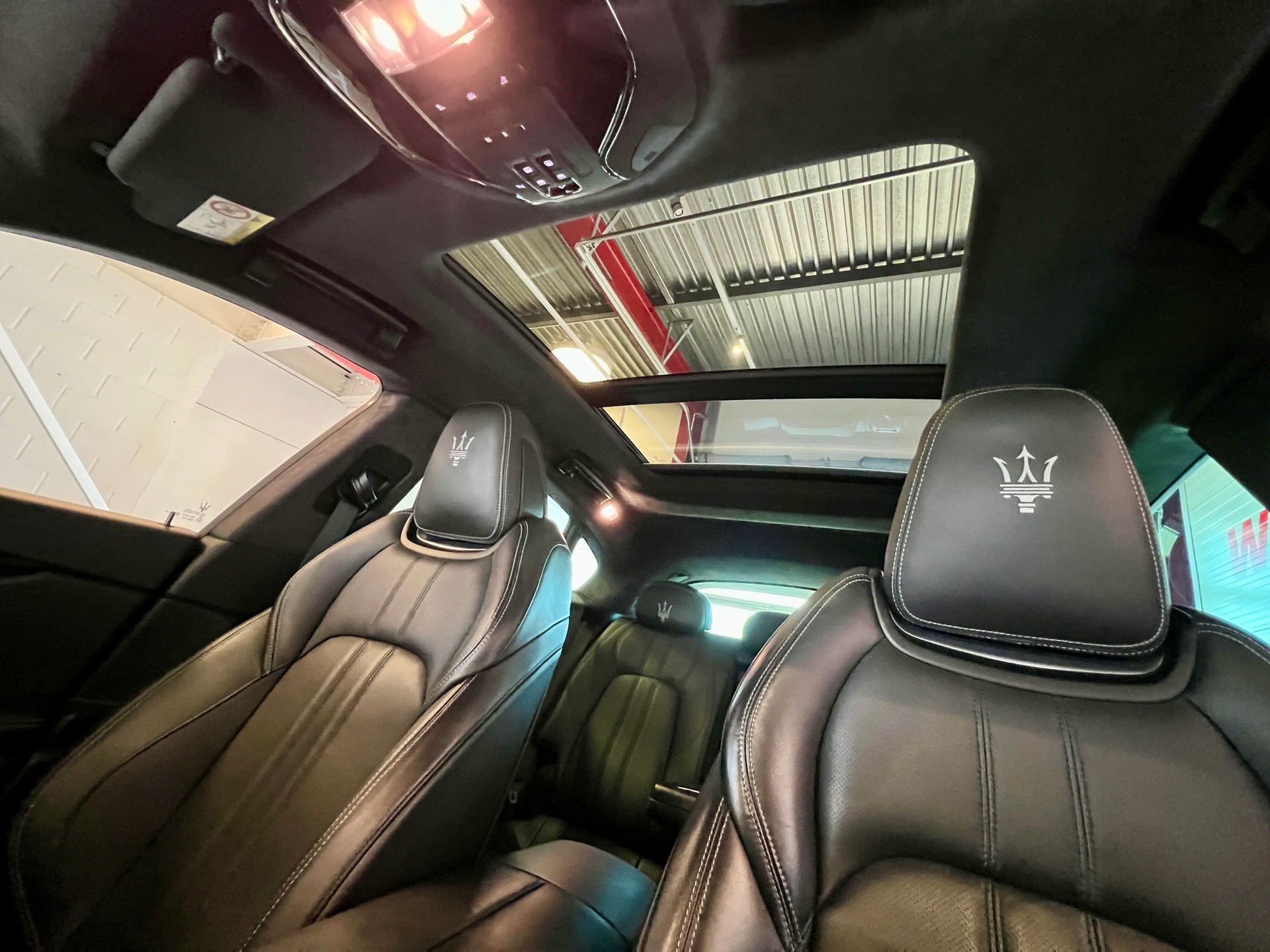 MASERATI Levante S 3.0 V6 GranSport Automatica-image-10