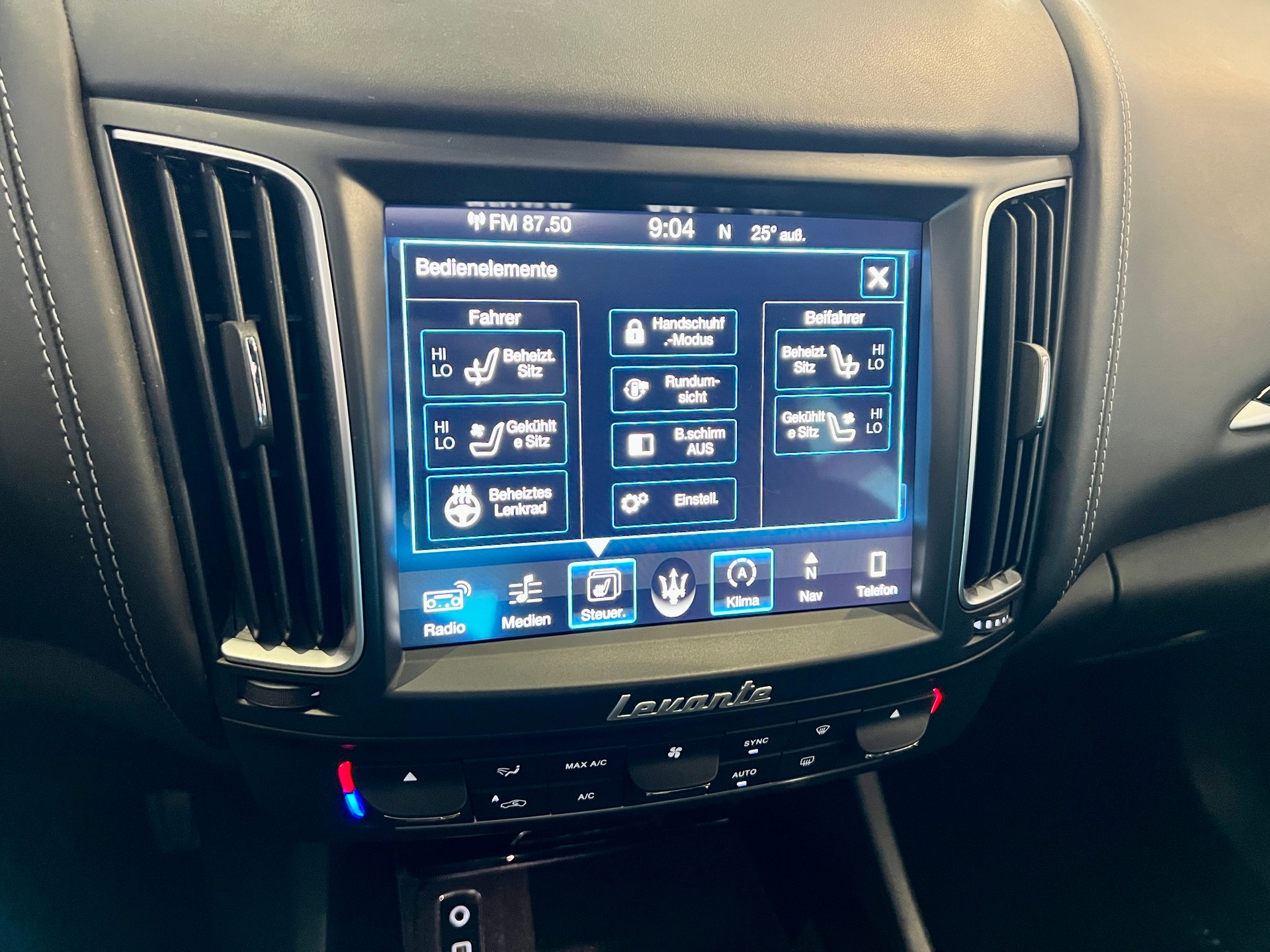 MASERATI Levante S 3.0 V6 GranSport Automatica-image-26