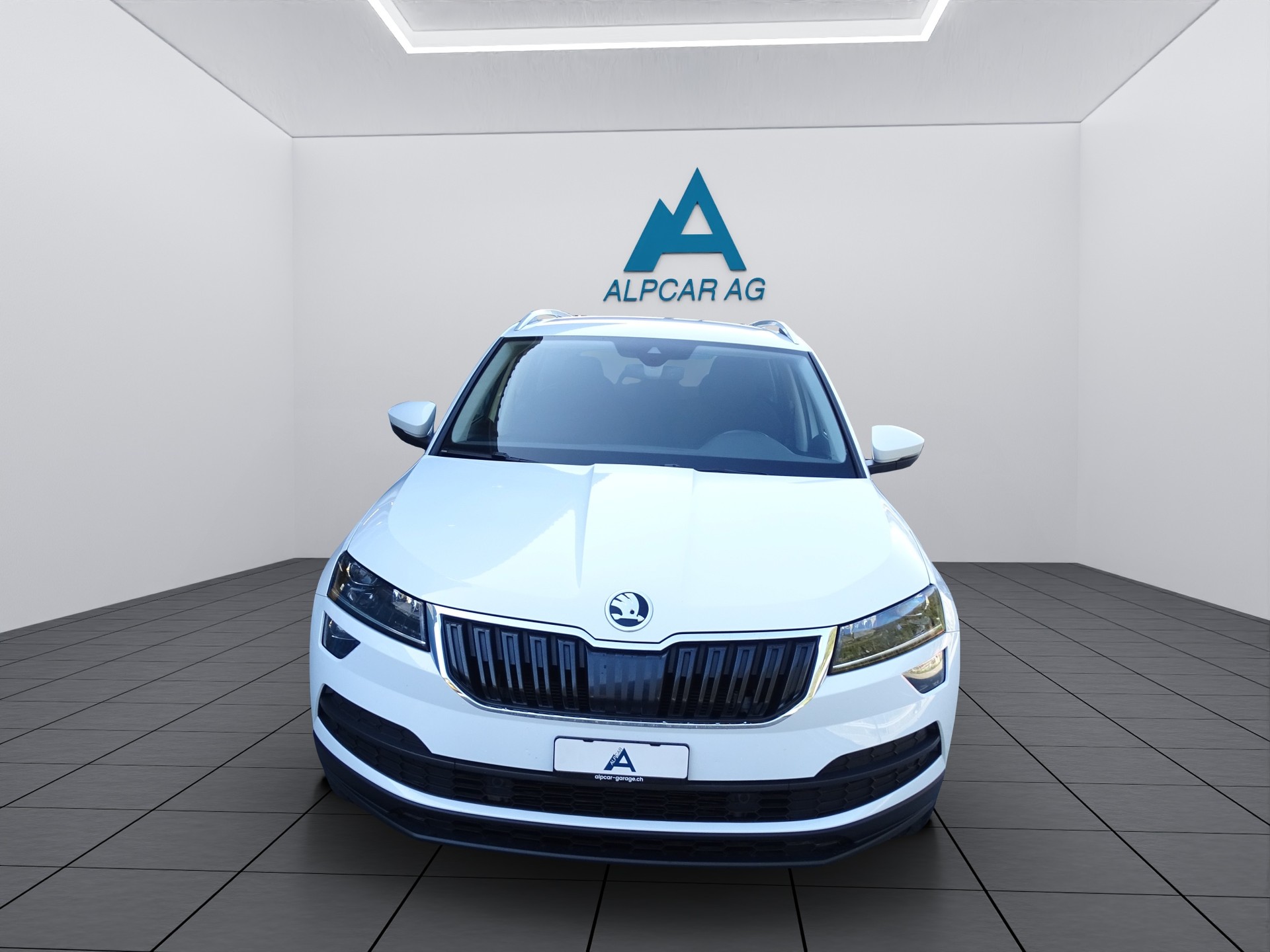 SKODA Karoq 2.0 TDI CR Ambition 4x4-image-1