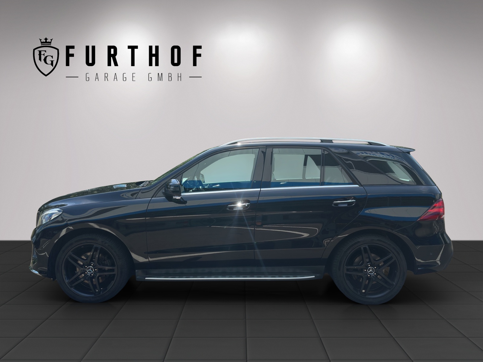 MERCEDES-BENZ GLE 350 d Executive 4Matic 9G-Tronic-showroom-element-2