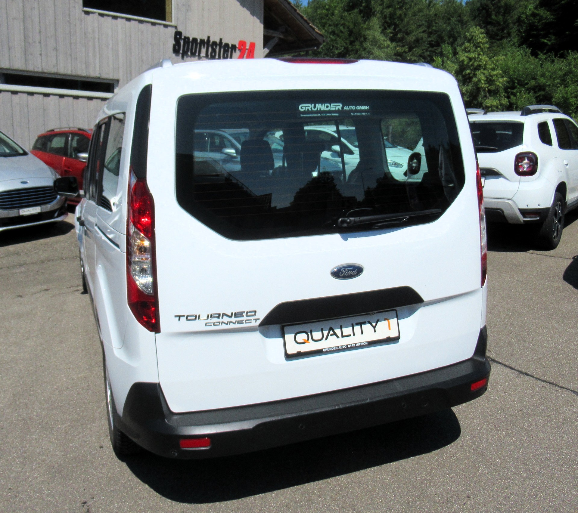 FORD Grand Tourneo Connect 1.5 EcoBlue Trend Automat-showroom-element-2