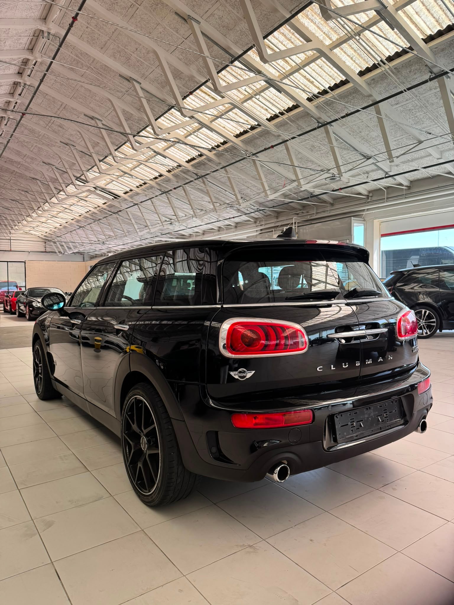 MINI Clubman Cooper S ALL4 Steptronic-showroom-element-3