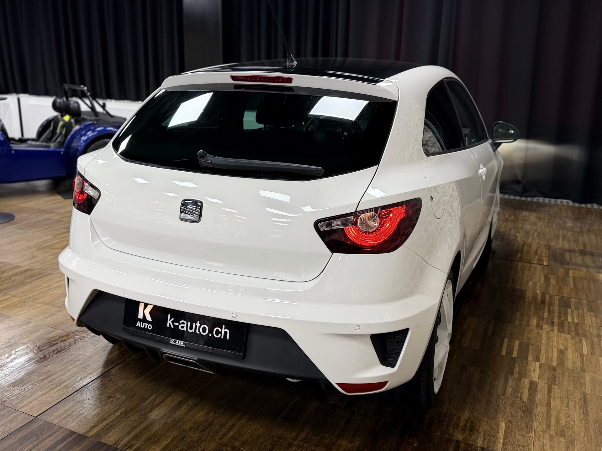 SEAT Ibiza SC 1.4 TSI Cupra DSG-showroom-element-3