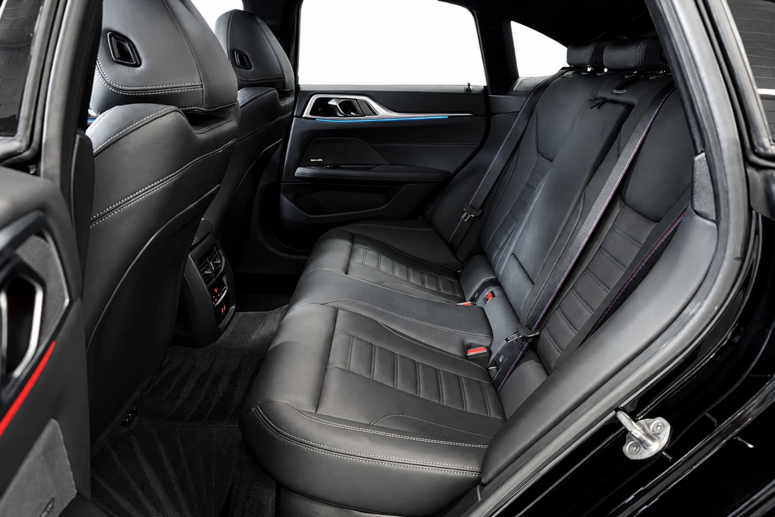 BMW M440i xDrive 48V Gran Coupé M Sport PRO LCI Steptronic-image-19