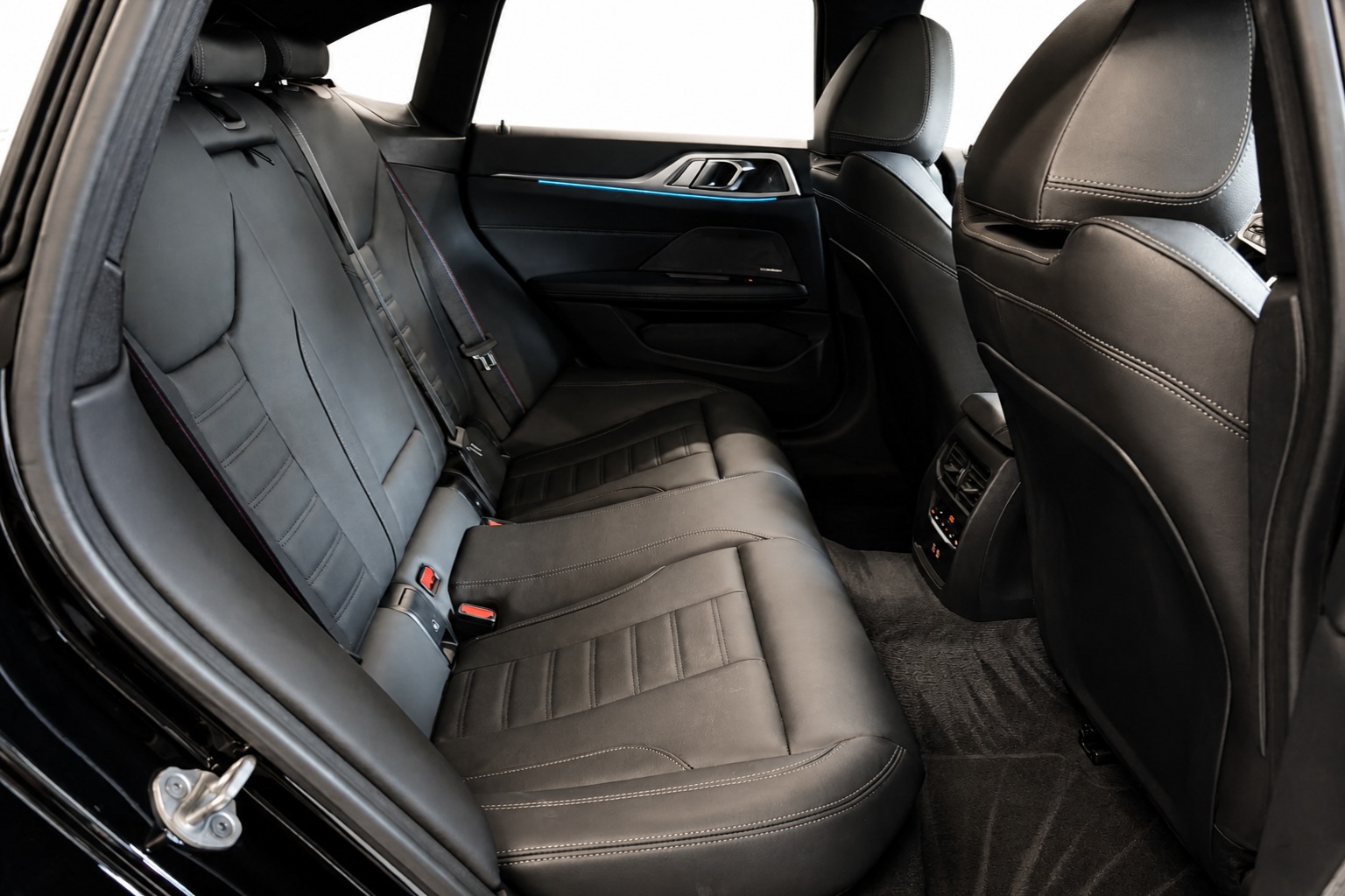 BMW M440i xDrive 48V Gran Coupé M Sport PRO LCI Steptronic-image-21