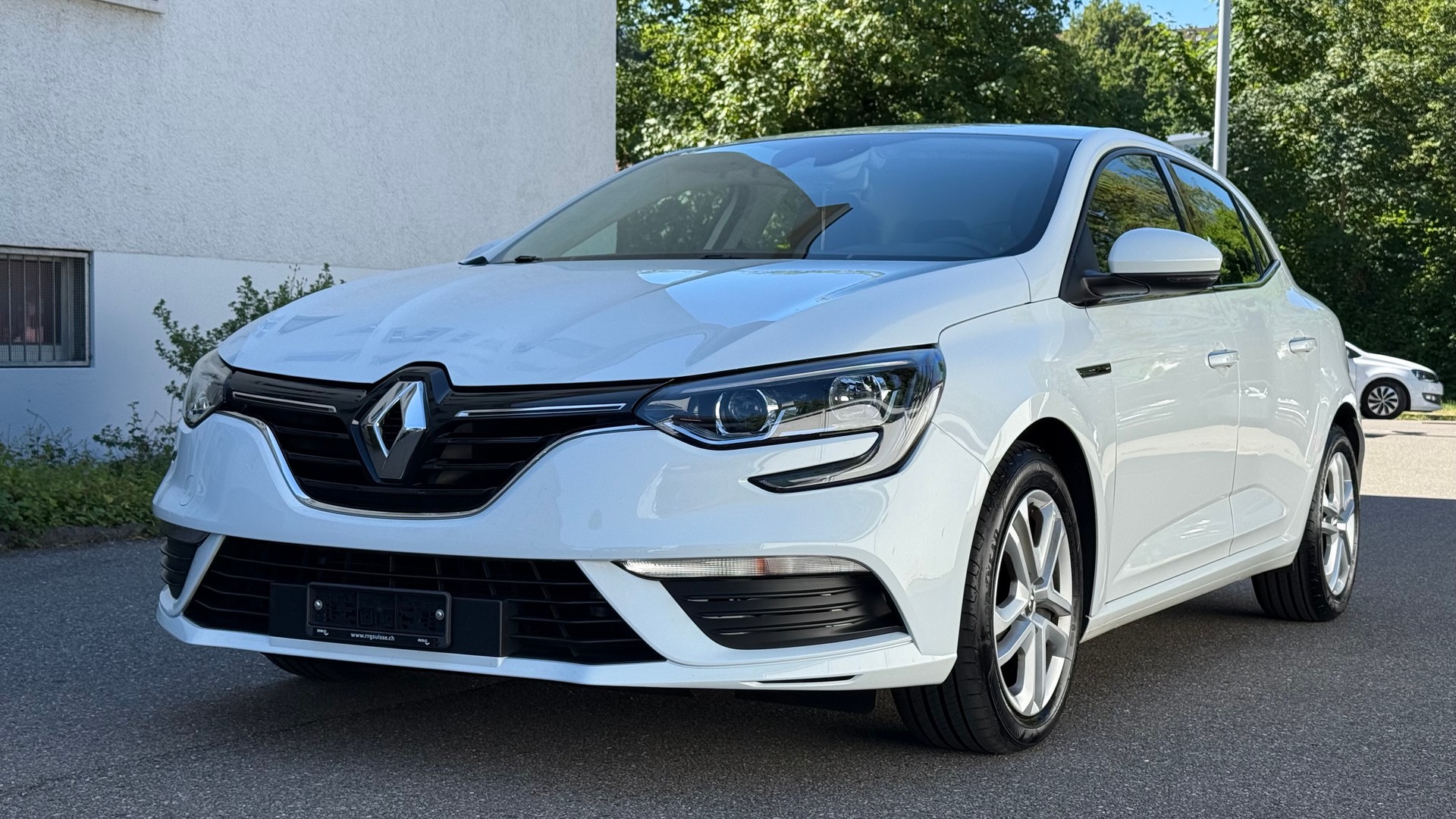 RENAULT Mégane 1.5 dCi Zen EDC-image-1