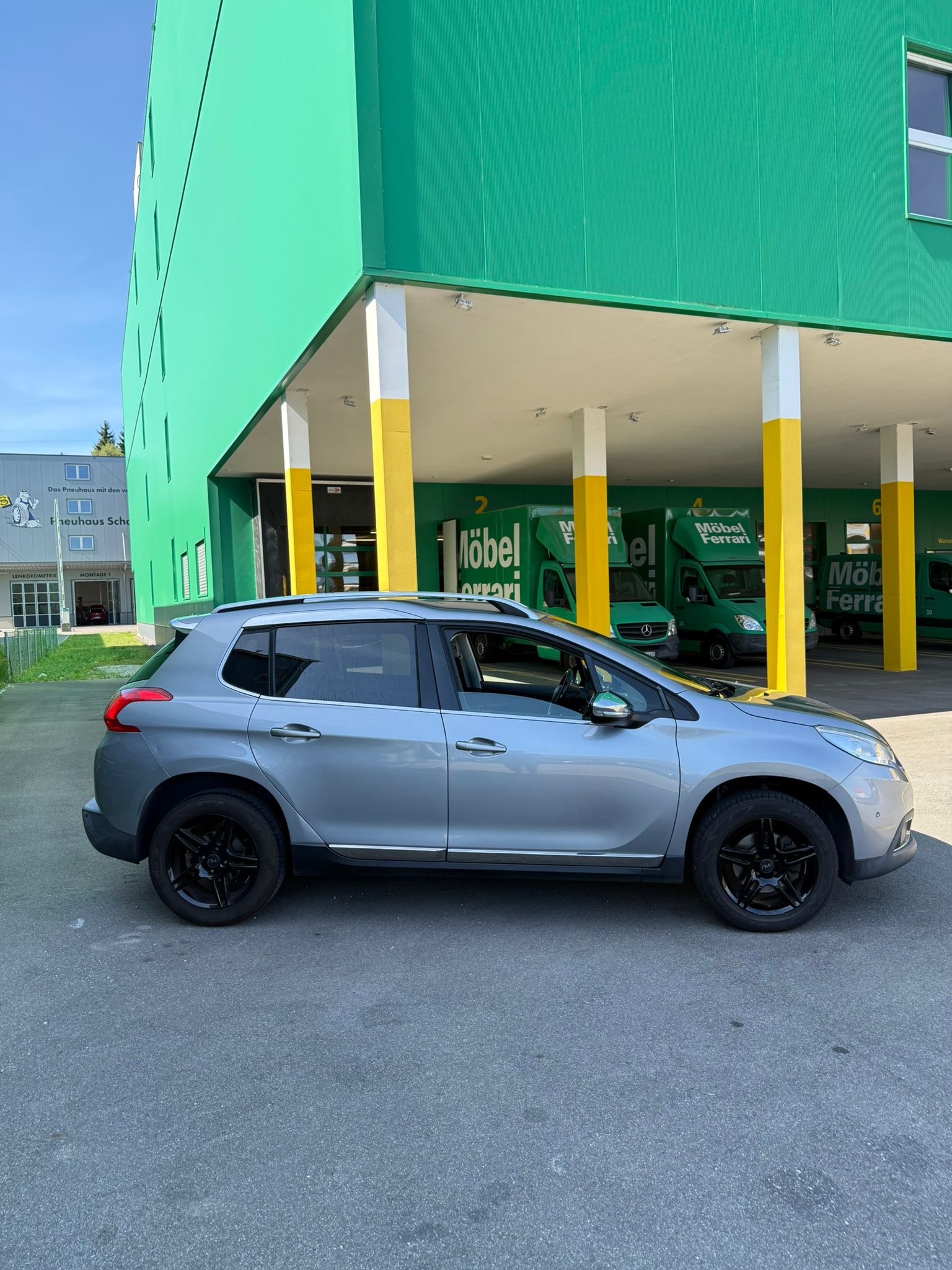 PEUGEOT 2008 1.2 PureTech Féline-image-7