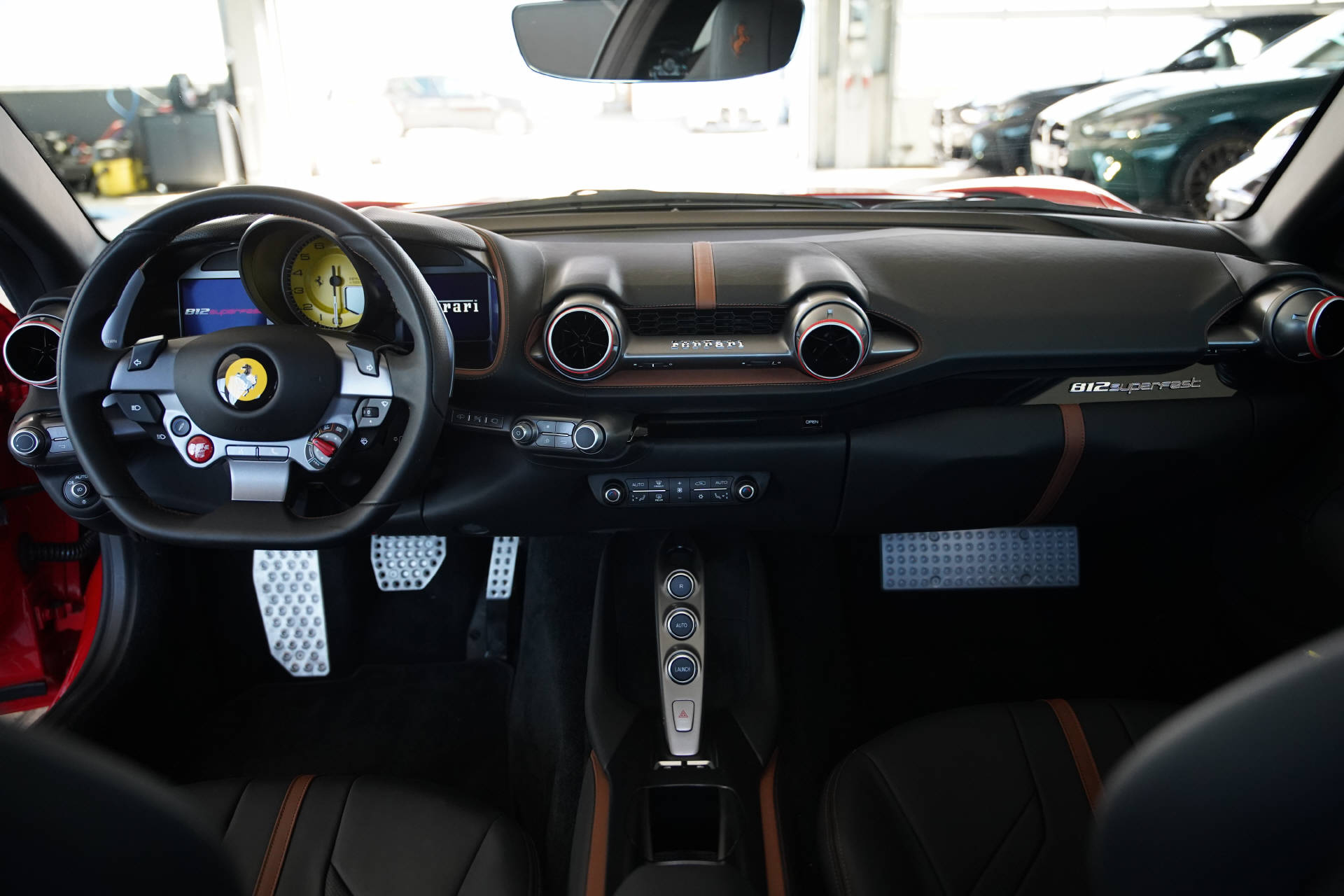 FERRARI 812 Superfast-image-11