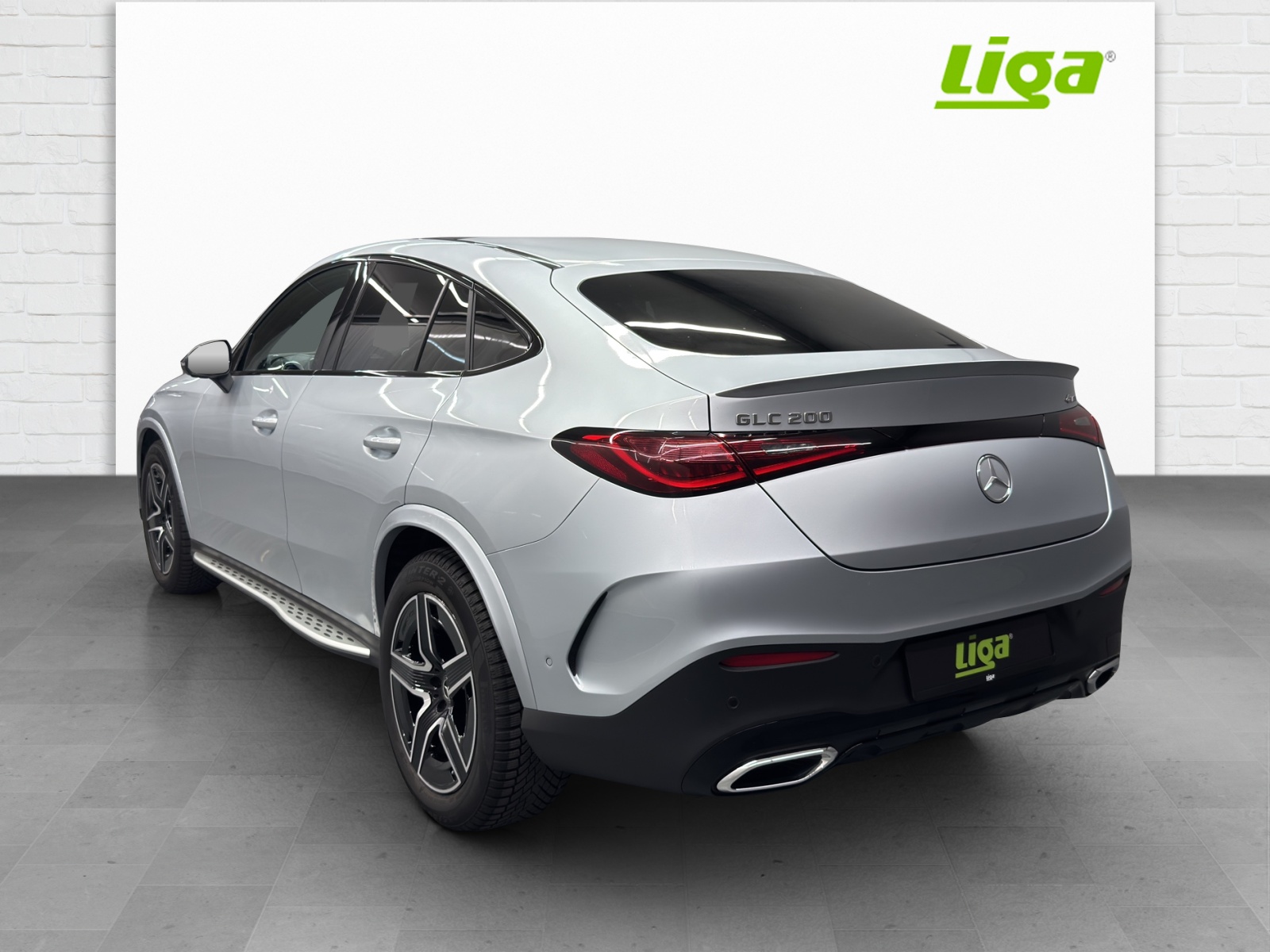 MERCEDES-BENZ GLC 200 AMG Line 4Matic Coupé-showroom-element-3