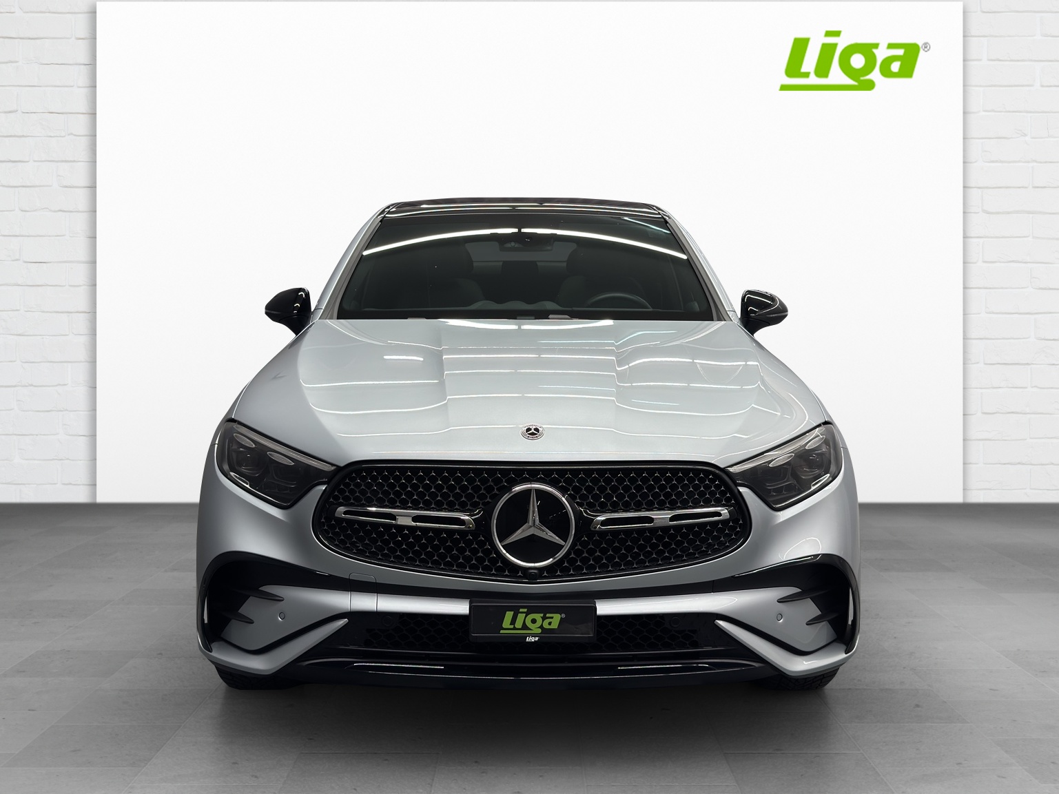 MERCEDES-BENZ GLC 200 AMG Line 4Matic Coupé-showroom-element-1