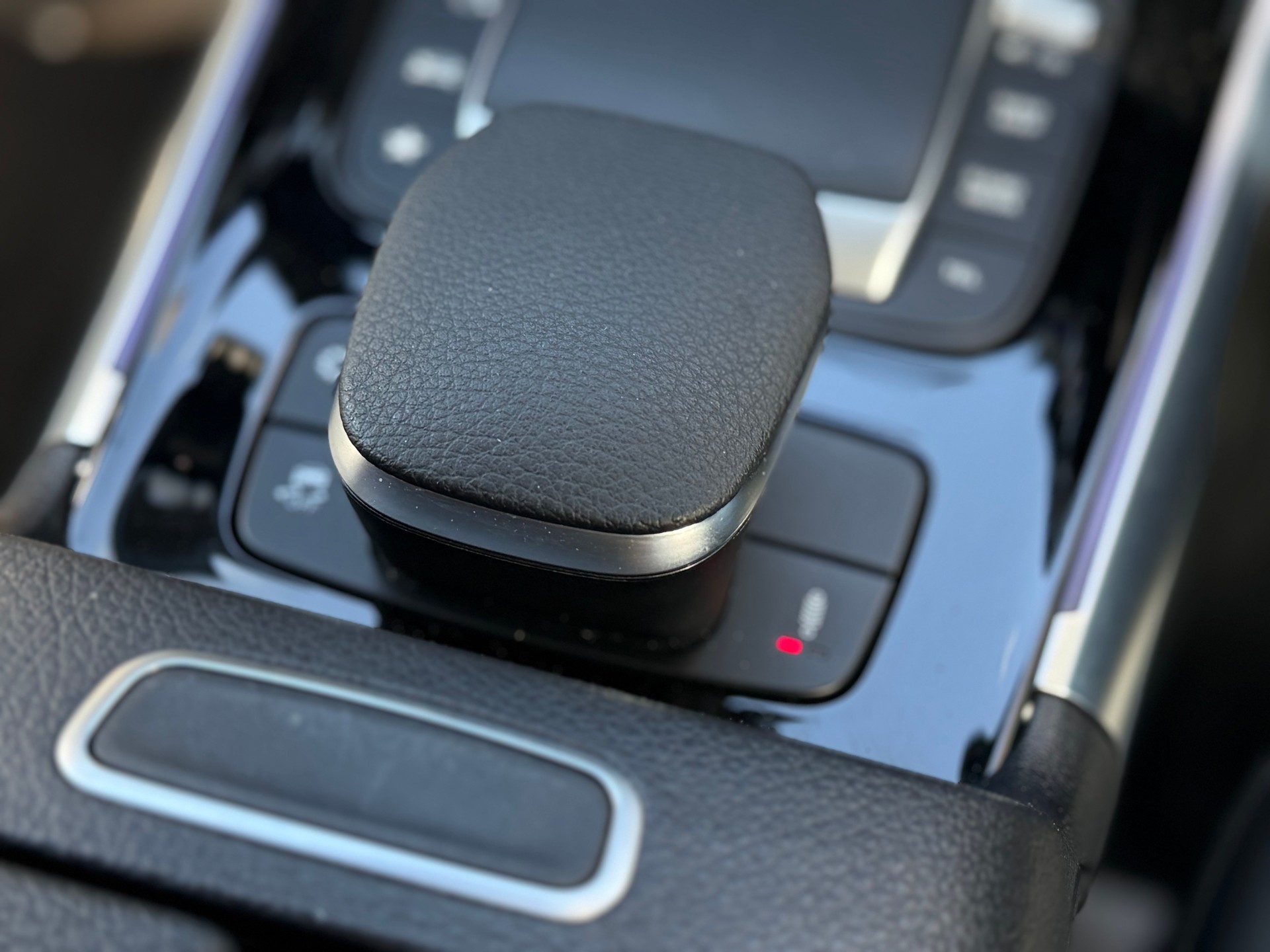 MERCEDES-BENZ GLB 35 AMG 4Matic 8G-Tronic-image-30