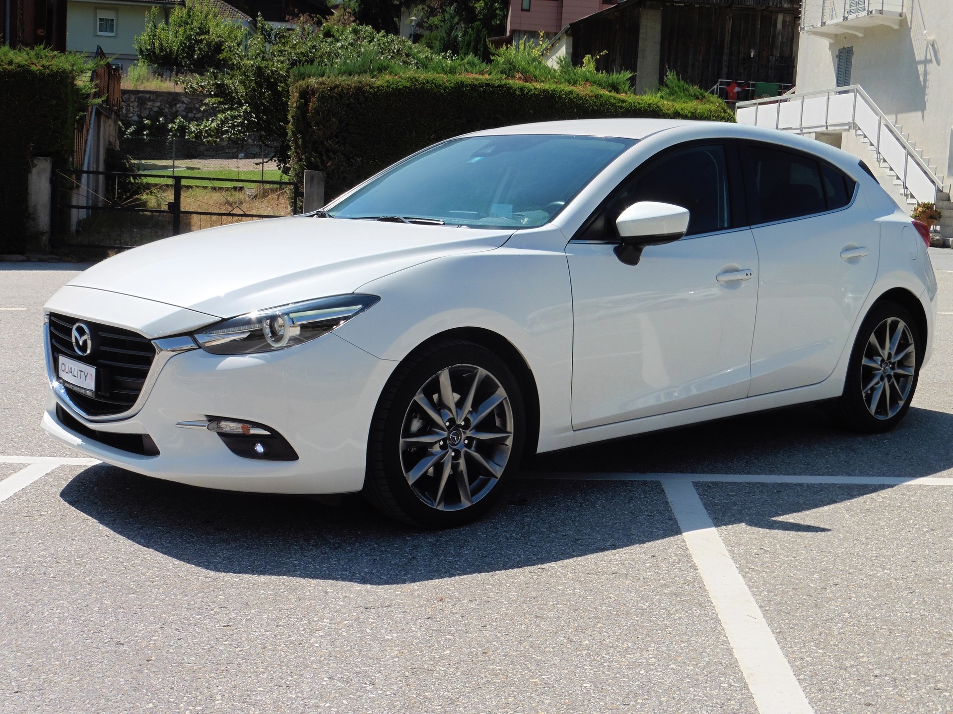 MAZDA 3 SKYACTIV-G 120 Revolution Automat-image-5