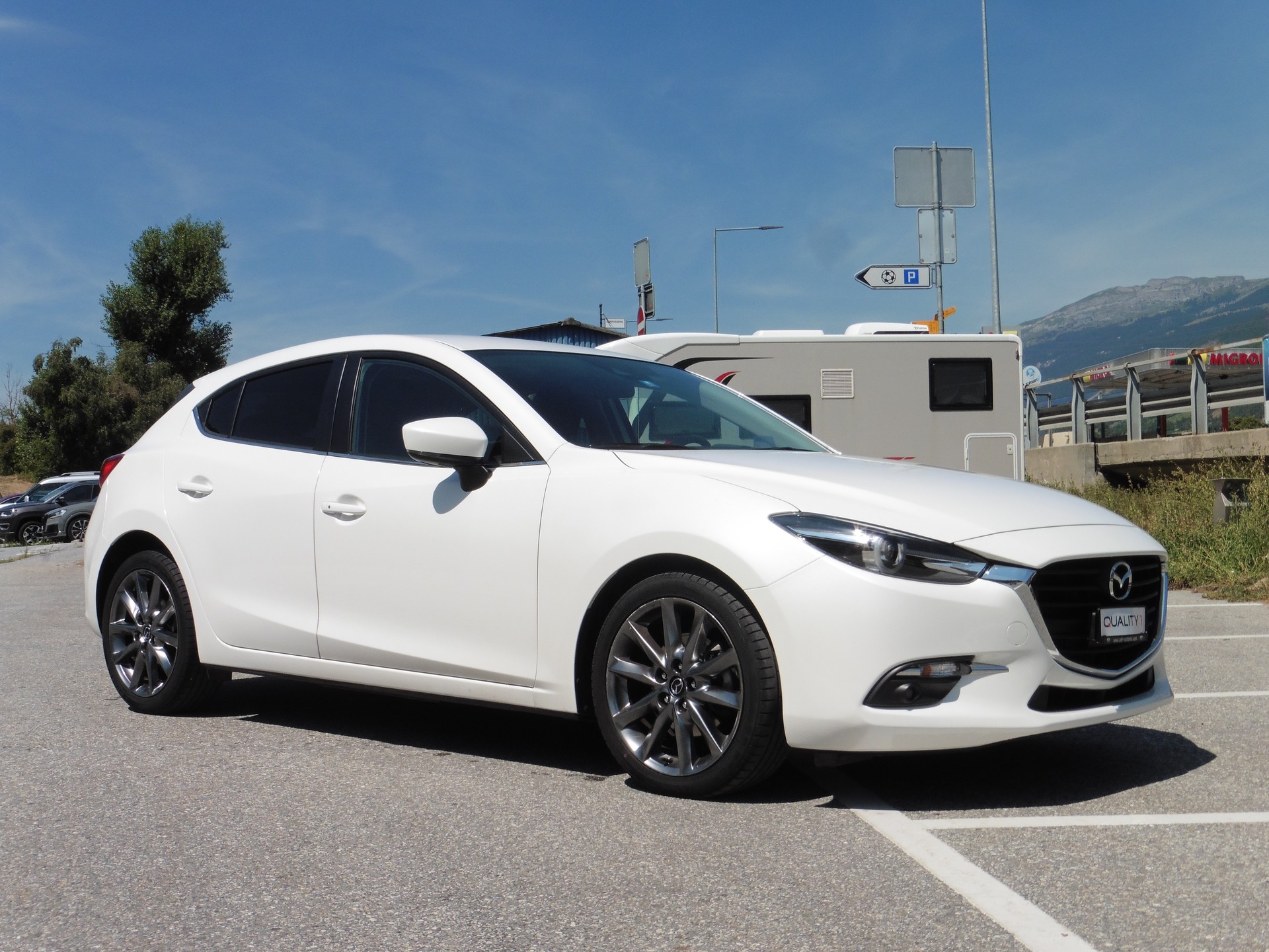 MAZDA 3 SKYACTIV-G 120 Revolution Automat-showroom-element-2