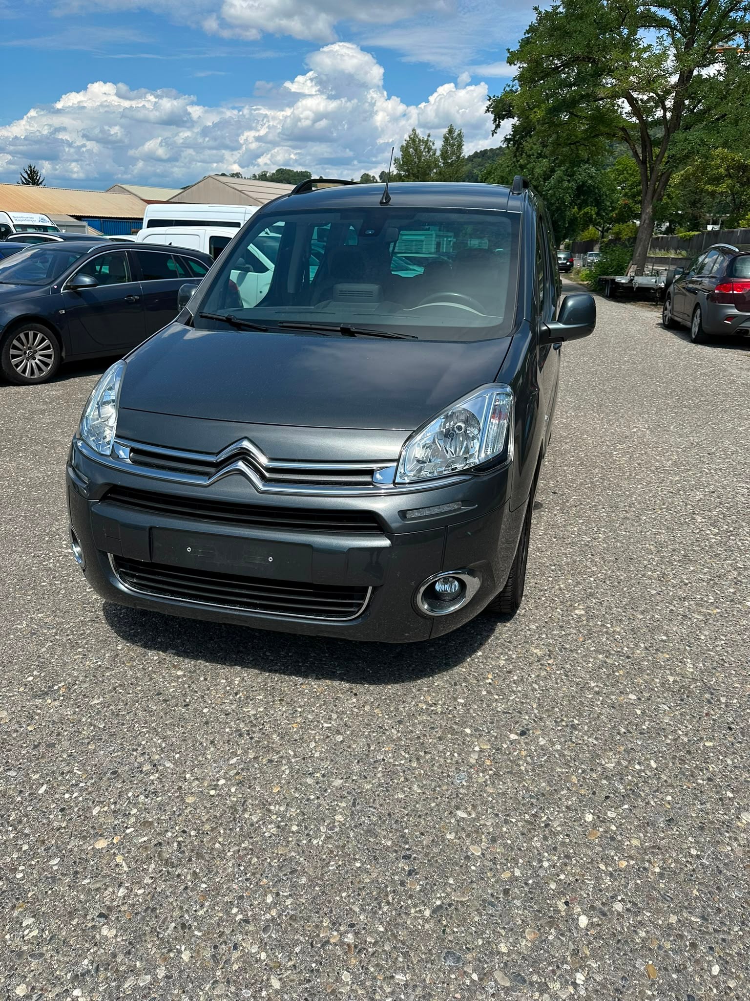 CITROEN Berlingo 1.6 e-HDi Exclusive EGS6