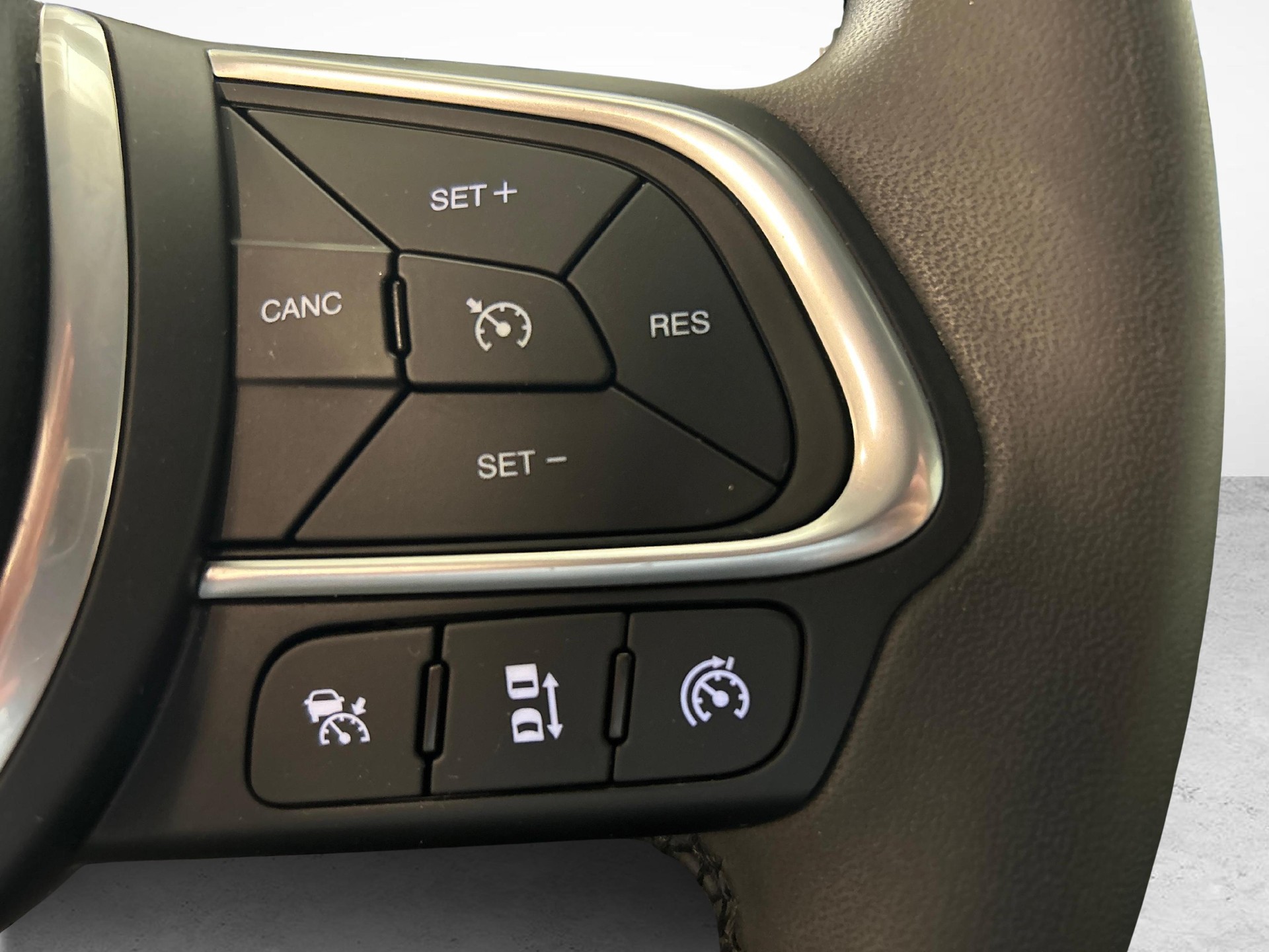 FIAT Tipo 1.5 Hybrid Cross-image-13