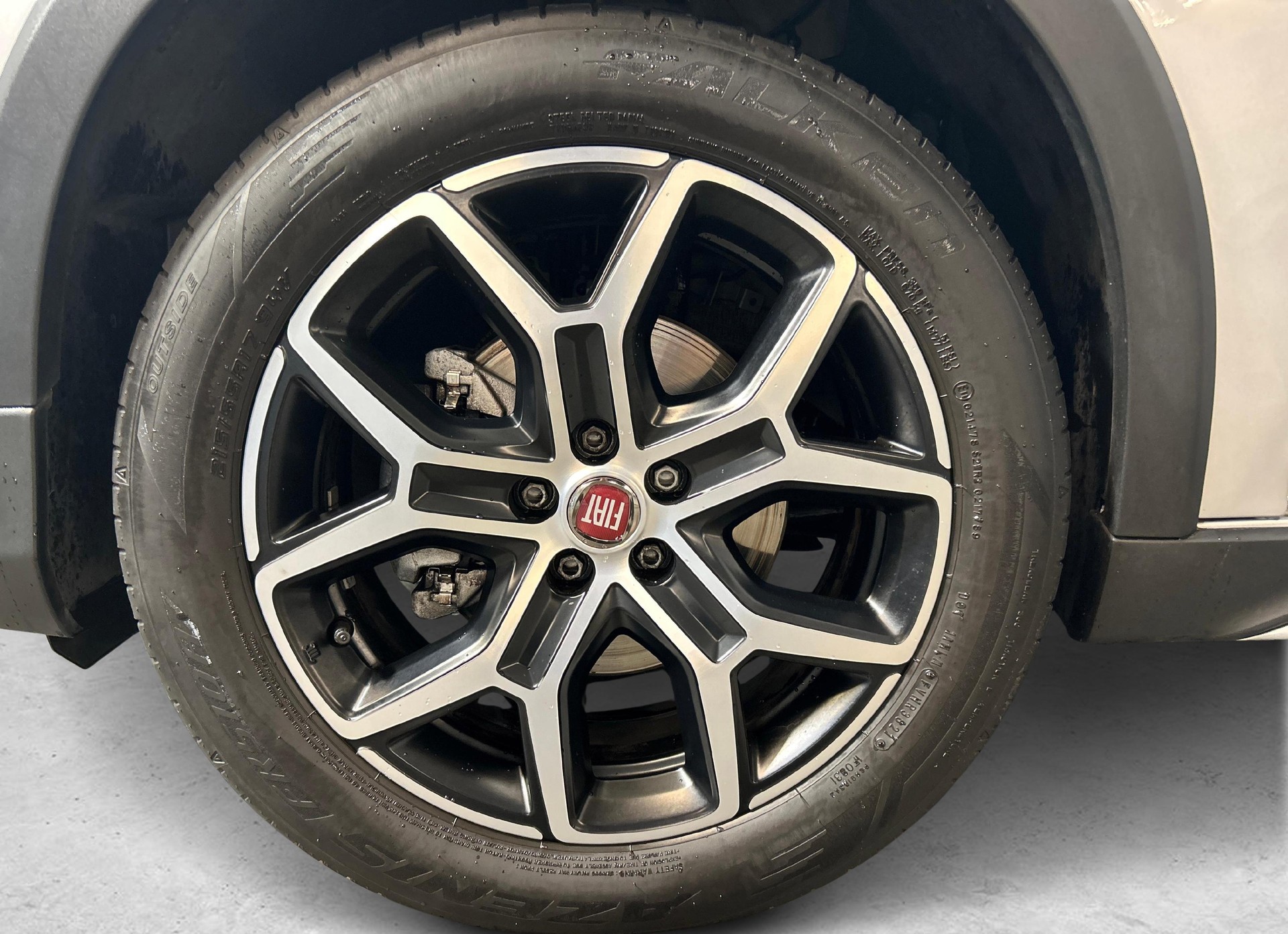 FIAT Tipo 1.5 Hybrid Cross-image-9
