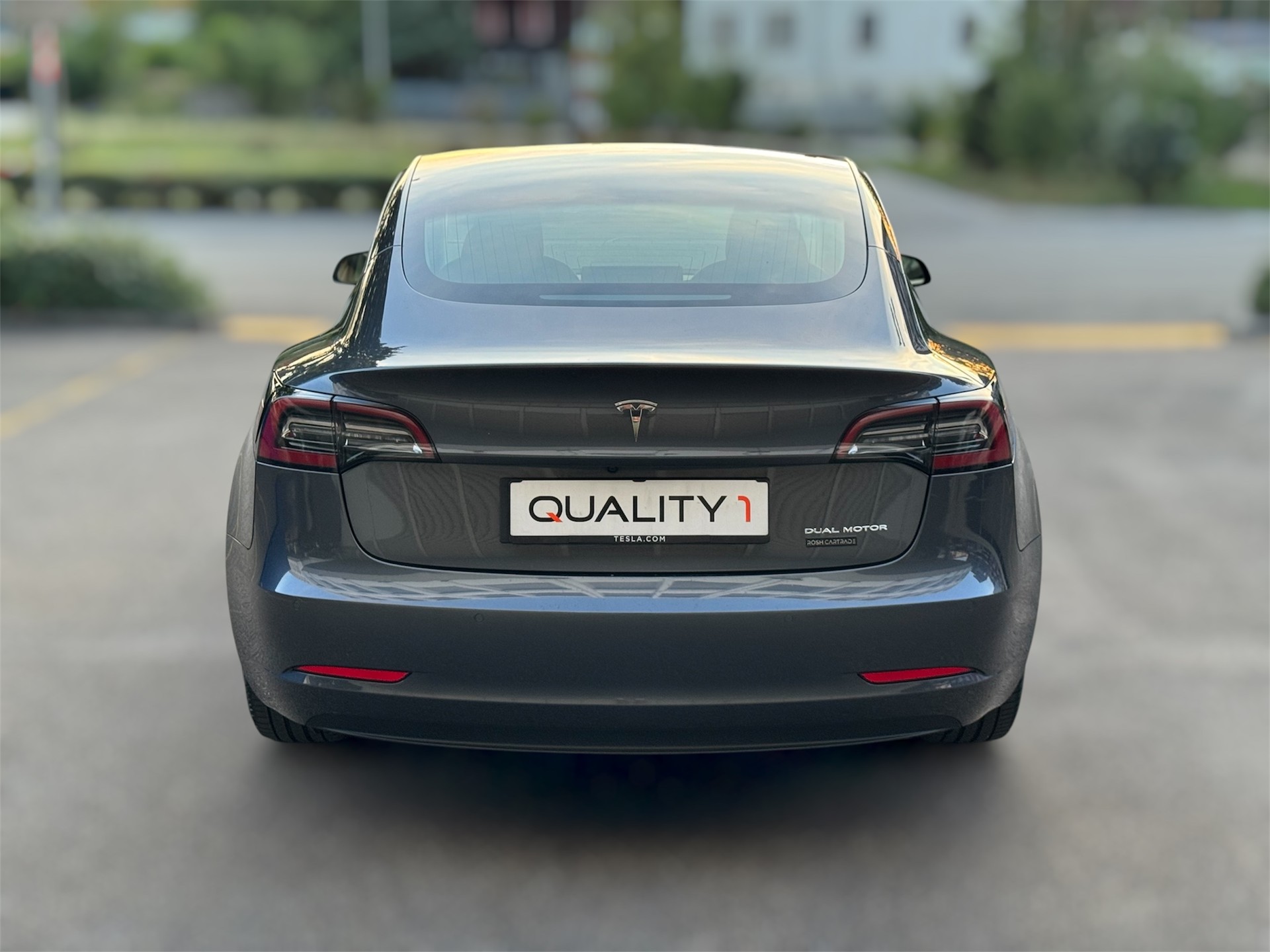 TESLA Model 3 Long Range Dual Motor AWD-image-4