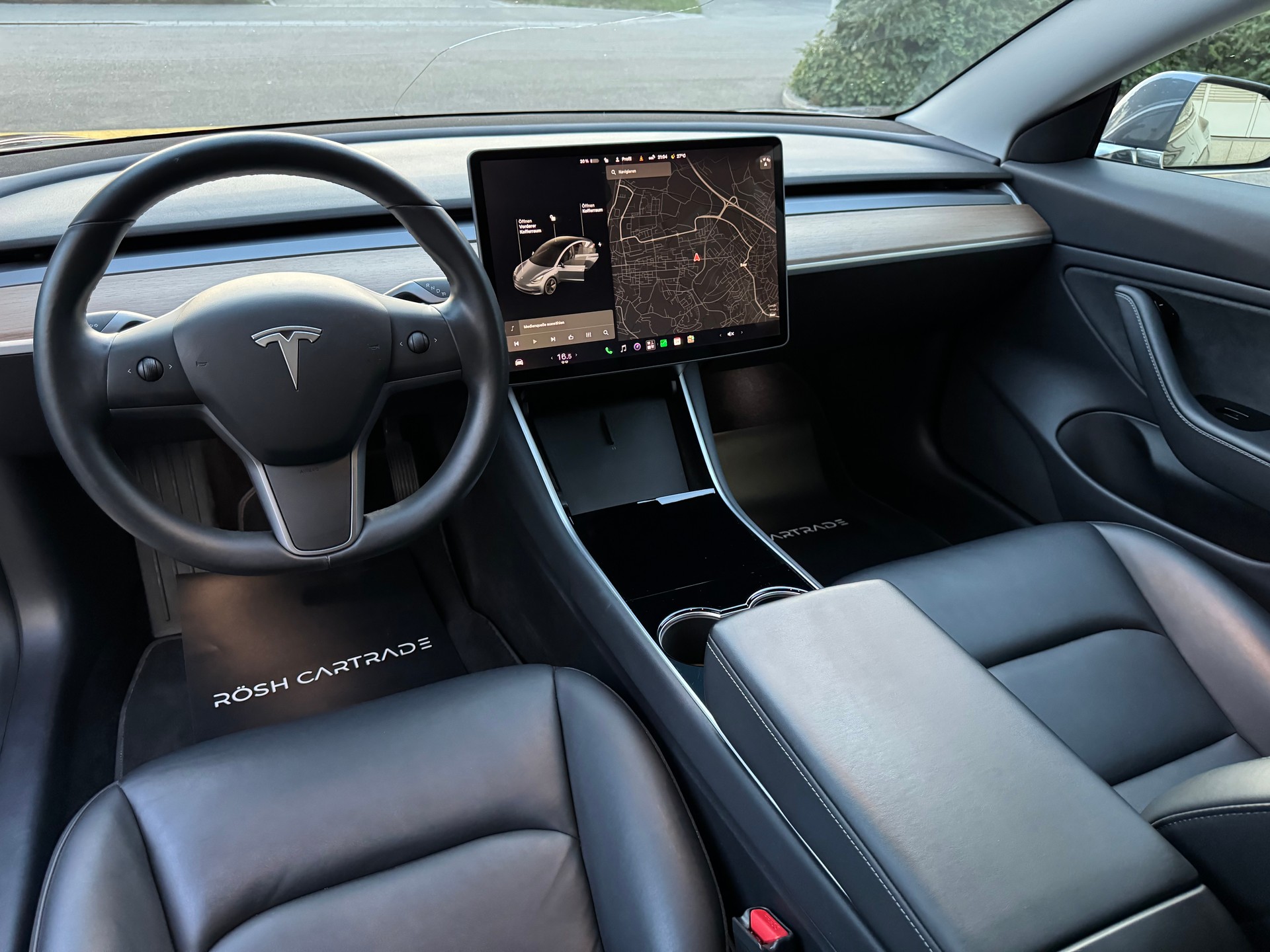 TESLA Model 3 Long Range Dual Motor AWD-image-11