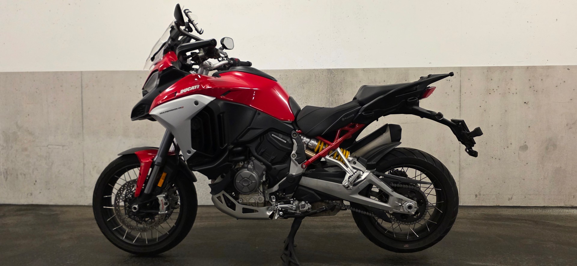 DUCATI Multistrada V4 S Radar Speichen Felgen-image-0