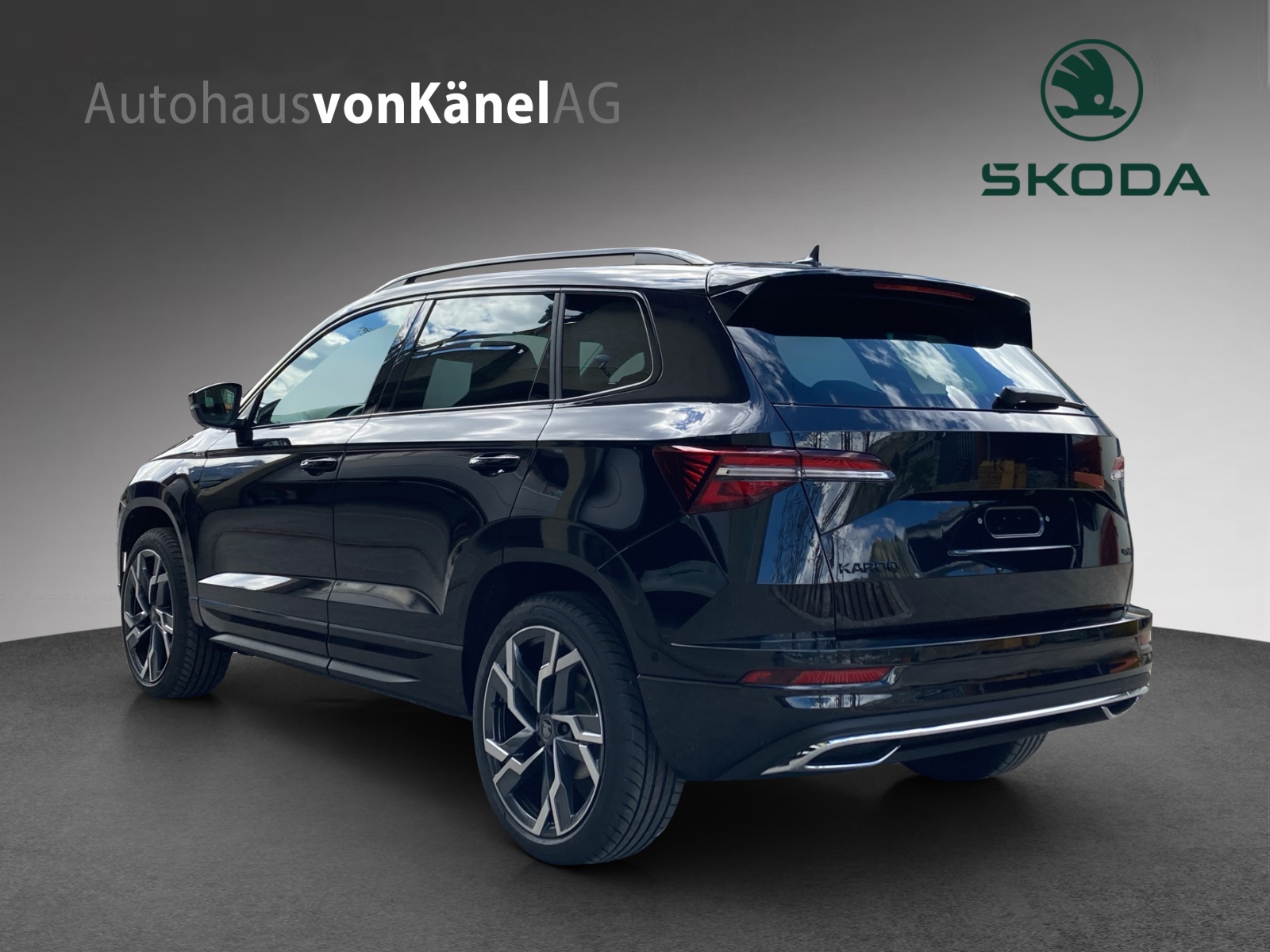 SKODA Karoq 2.0 TSI SportLine 4x4 DSG-showroom-element-2