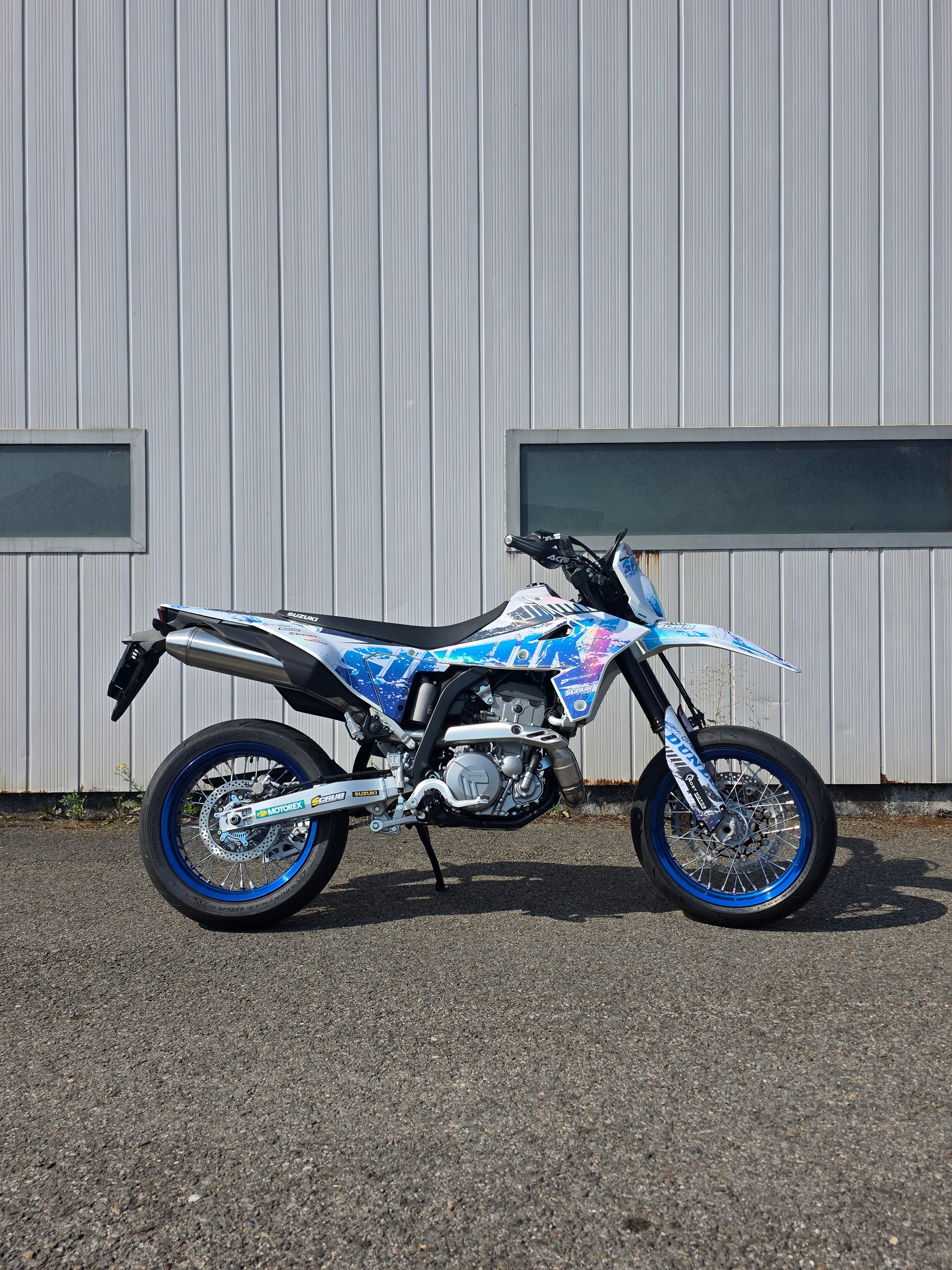 SUZUKI DR-Z4SM-image-1