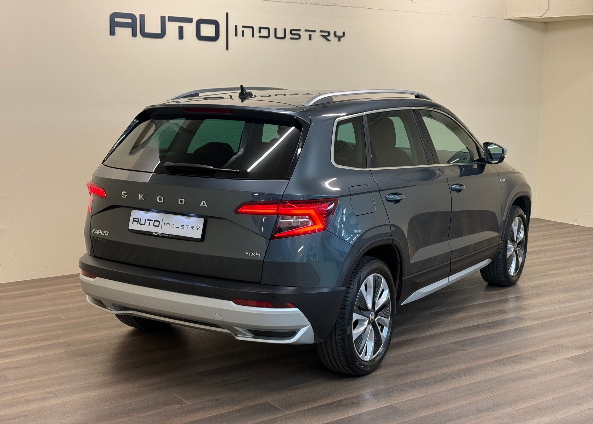 SKODA Karoq 2.0 TDI CR Scout 4x4 DSG-showroom-element-2