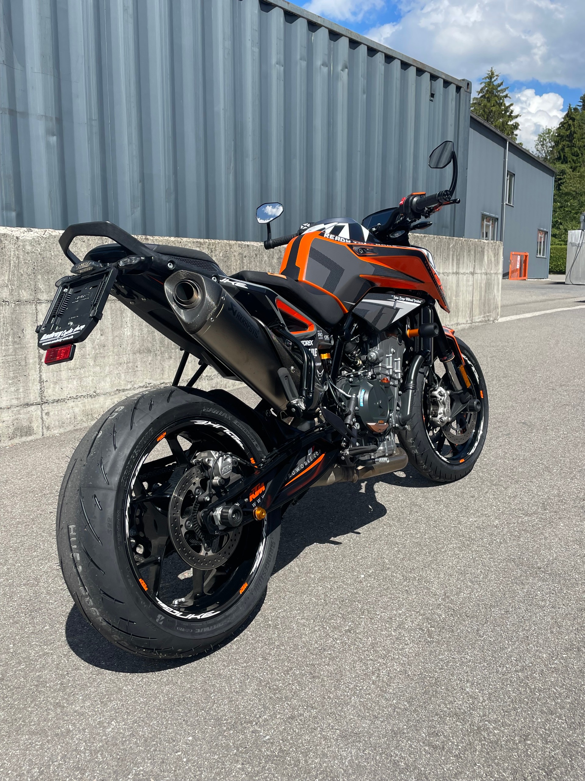 KTM 790 Duke ABS-showroom-element-2