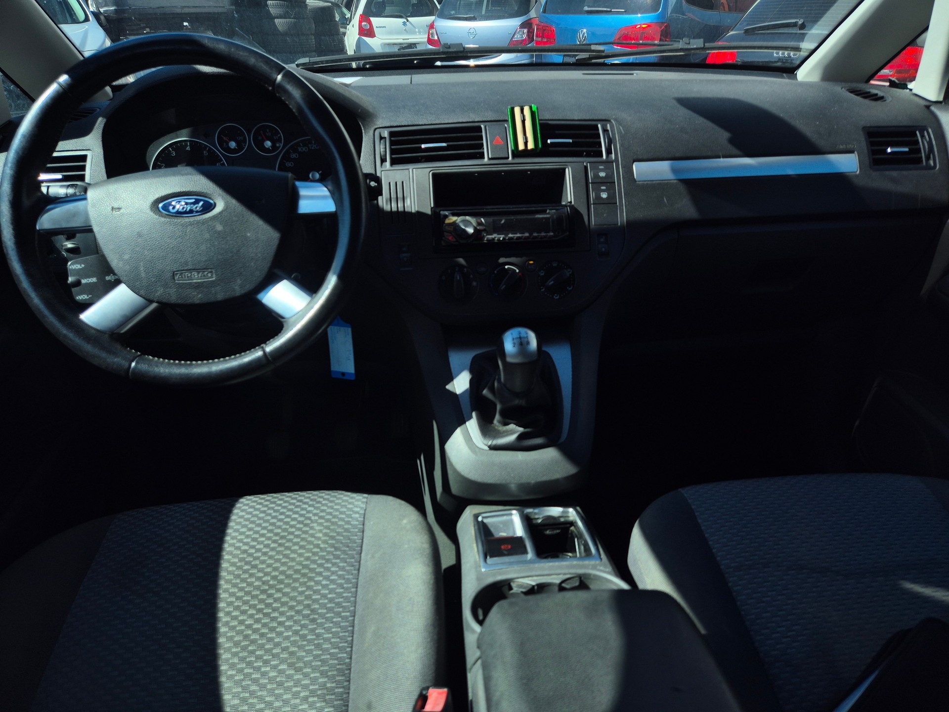 FORD C-Max 1.8 Ambiente-image-8