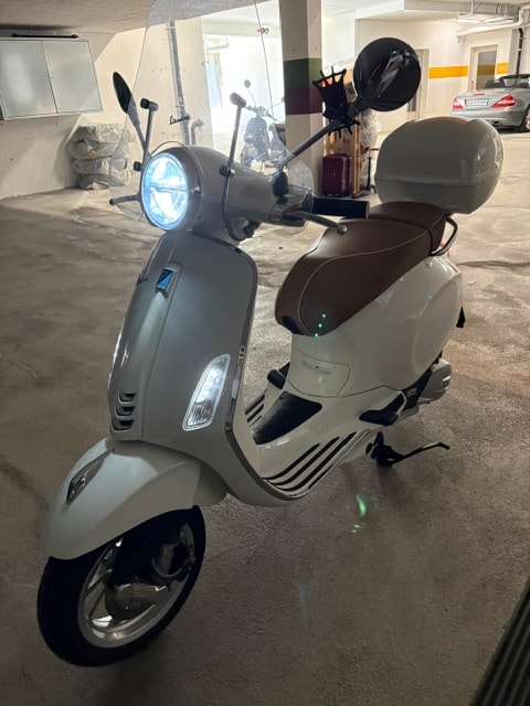PIAGGIO Vespa 125 Primavera ABS-image-2